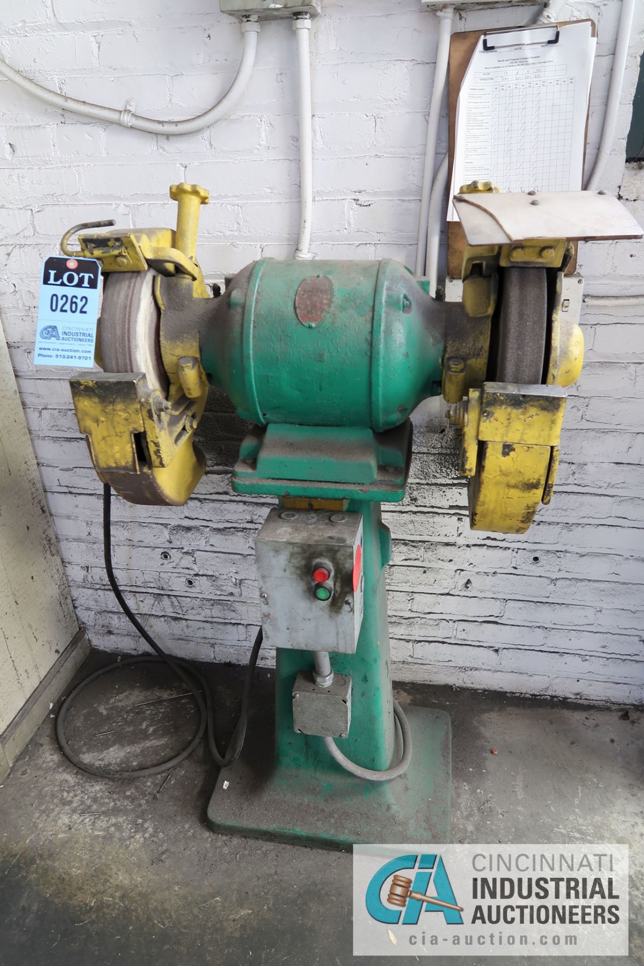 12" DIAMETER CINCINNATI MODEL 102 FLOOR DE GRINDER, 2 HP MOTOR **LOADING FEE DUE THE "ERRA" GRG