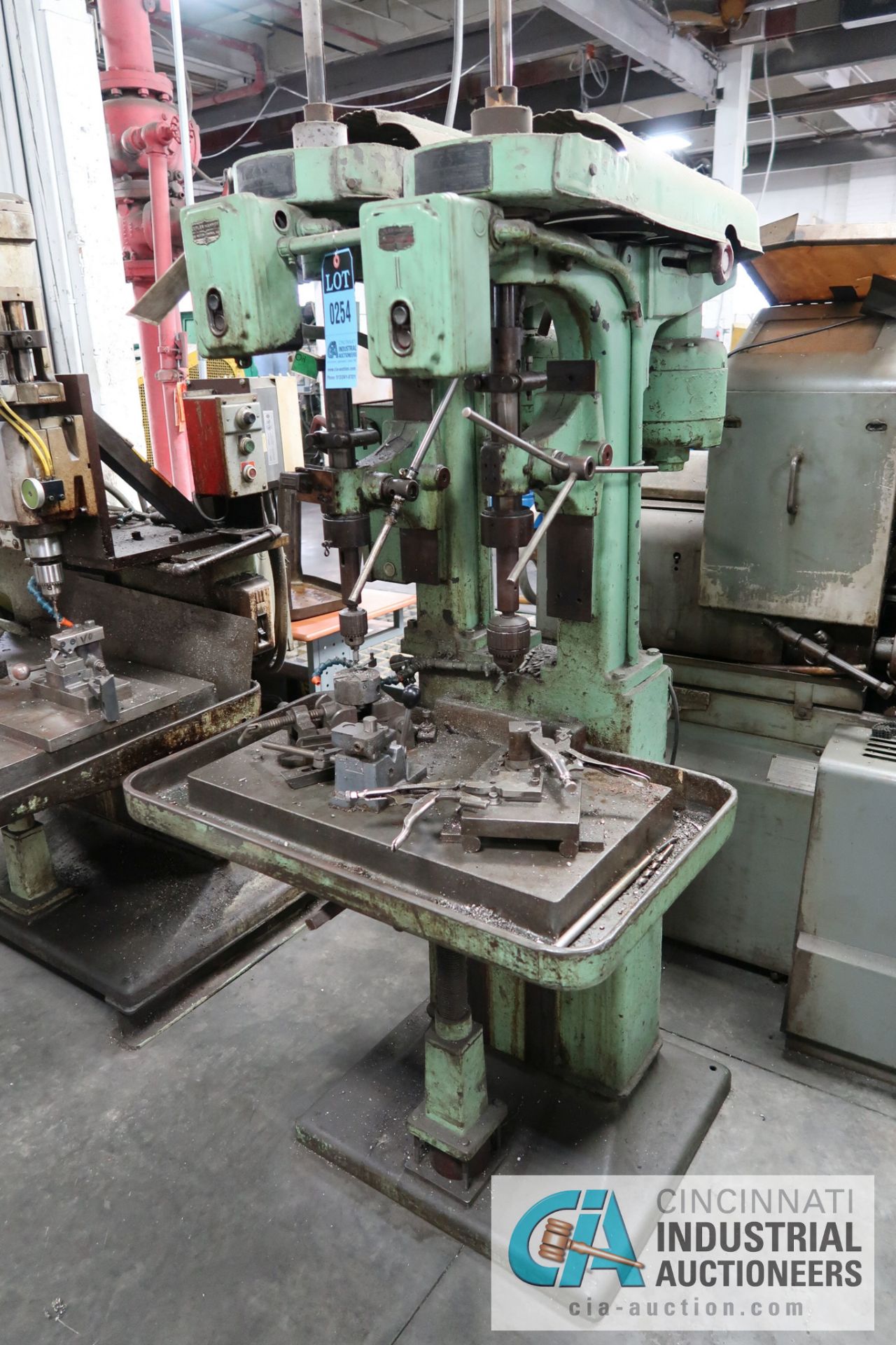 15" ALLEN MODEL KH TWO-SPINDLE FLOOR PRODUCTION DRILL; S/N 18423A184, 14" X 26-1/2" DRILL TABLE ** - Image 2 of 6