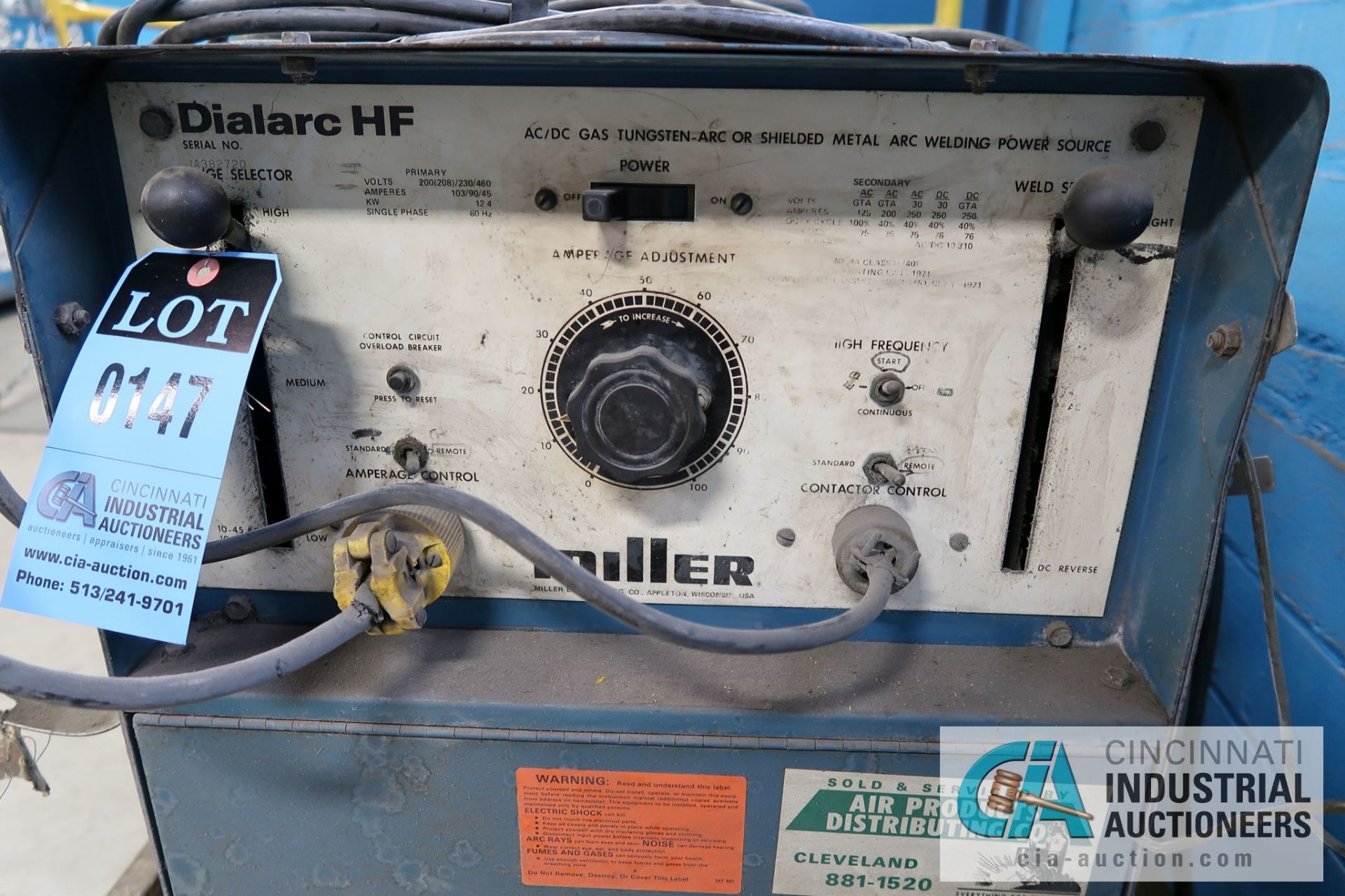 250 AMP MILLER DIALARC HF AC/DC GAS TUNGSTEN OR SHEILDED METAL ARC WELDING POWER SOURCE; S/N - Image 2 of 3