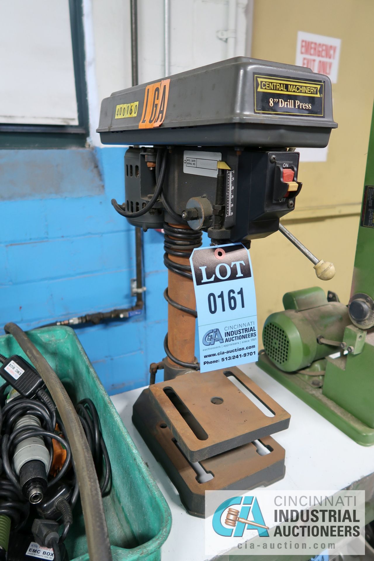 8" CENTRAL MACHINERY BENCH DRILL - Image 2 of 3