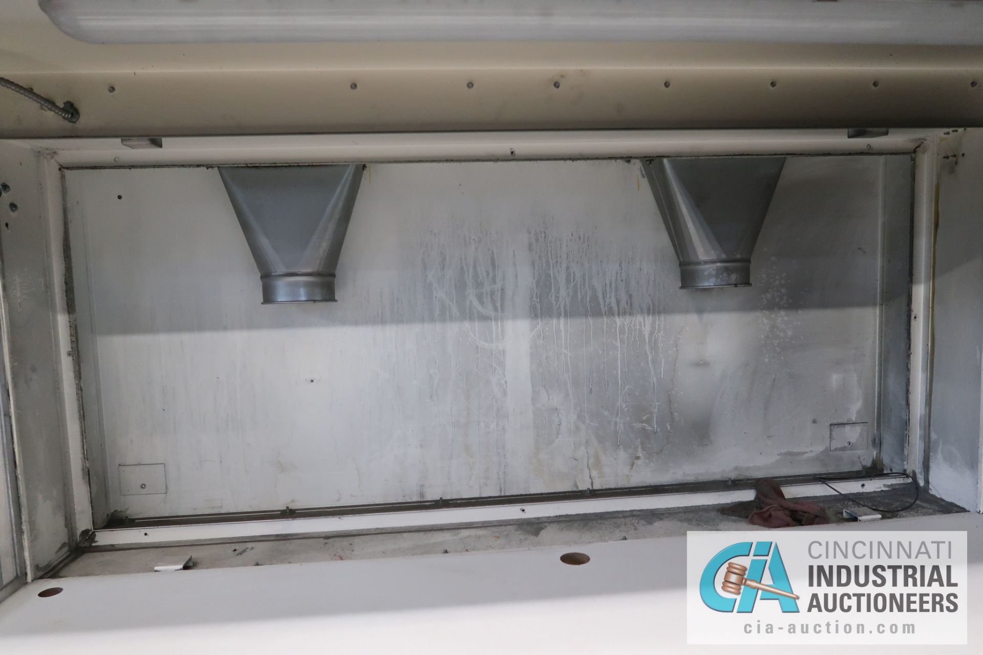 38" X 74" LAMINAR FLOW HEAD BOOTH **LOADING FEE DUE THE "ERRA" GRG TRUCKING, $50.00, PRICING VALID - Image 2 of 3