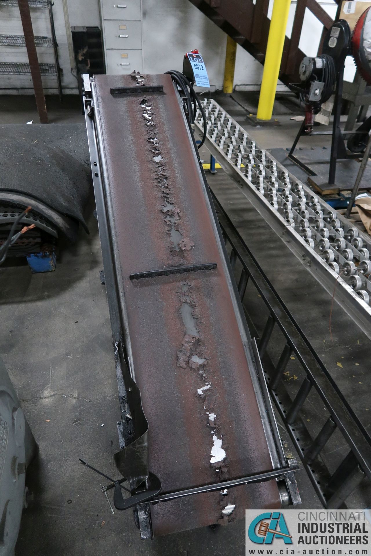 14" WIDE X 72" LONG CLEATED BELT INCLINE POWER CONVEYOR WITH 10" WIDE X 120" X 64" LONG GRAVITY FEED - Image 2 of 4