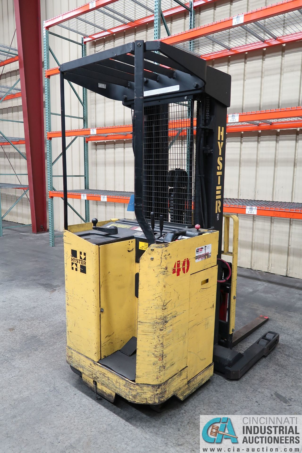 4,000 LB. HYSTER MODEL N4035 STAND-UP 36 VOLT ELECTRIC THREE-STAGE MAST, NO BATTERY CHARGER - Image 3 of 8