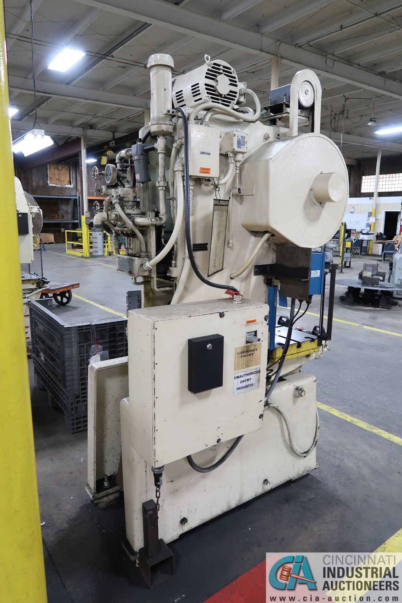 35 TON DANLY NO. 35 OBI PRESS; S/N 35585-10373, 3" STROKE, 10" SHUT HEIGHT, 120 STROKES PER - Image 4 of 15