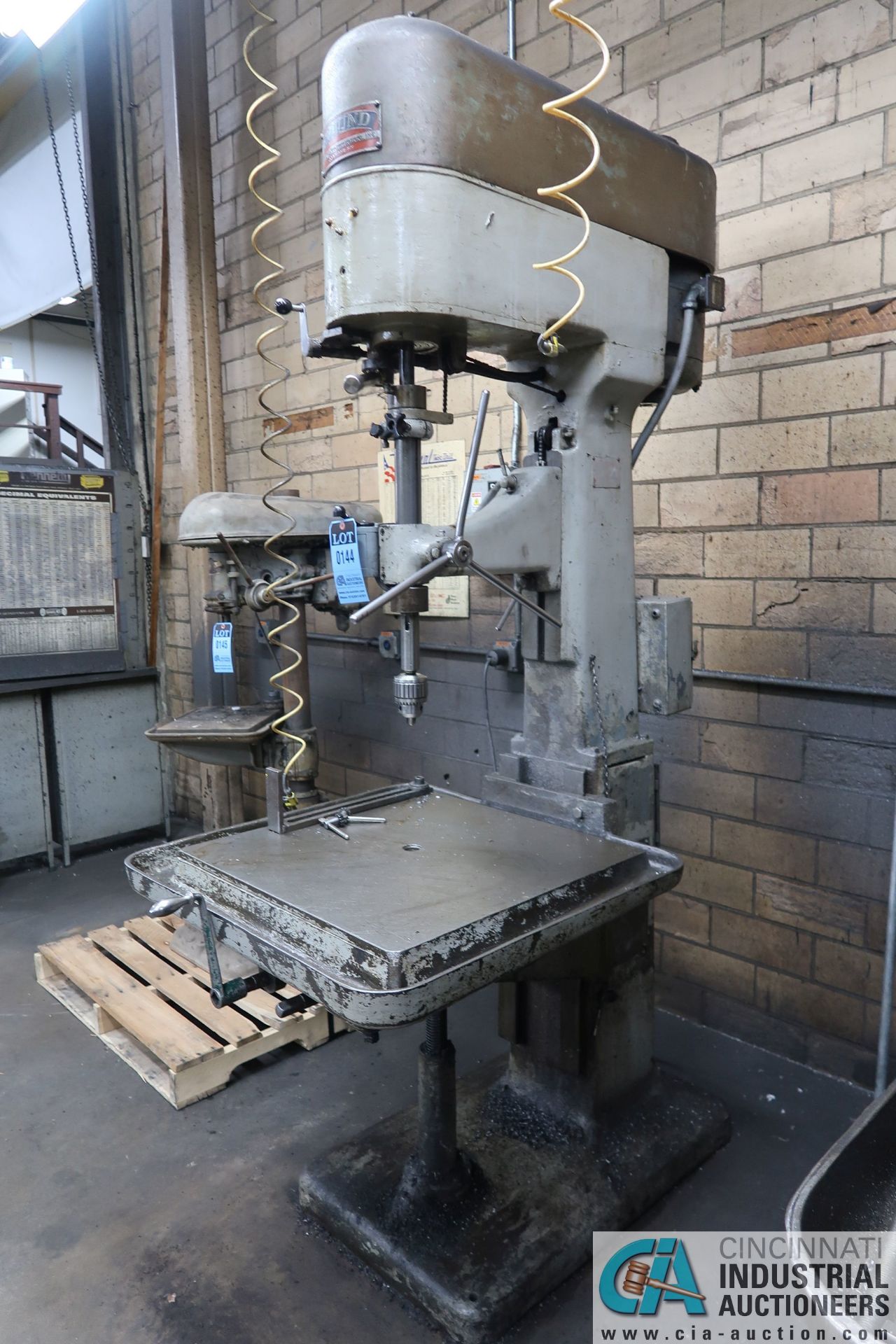 30" EDLUND MODEL 2F-15 HEAVY DUTY SINGLE SPINDLE PRODUCTION DRILL; S/N 213 - Image 5 of 6