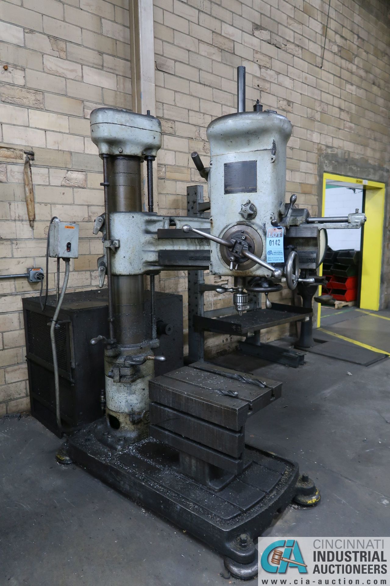 3' ARM X 7" COLUMN AMERICAN TOOL WORKS RADIAL ARM DRILL; S/N 53532, 16" X 22" X 19" T-SLOTTED