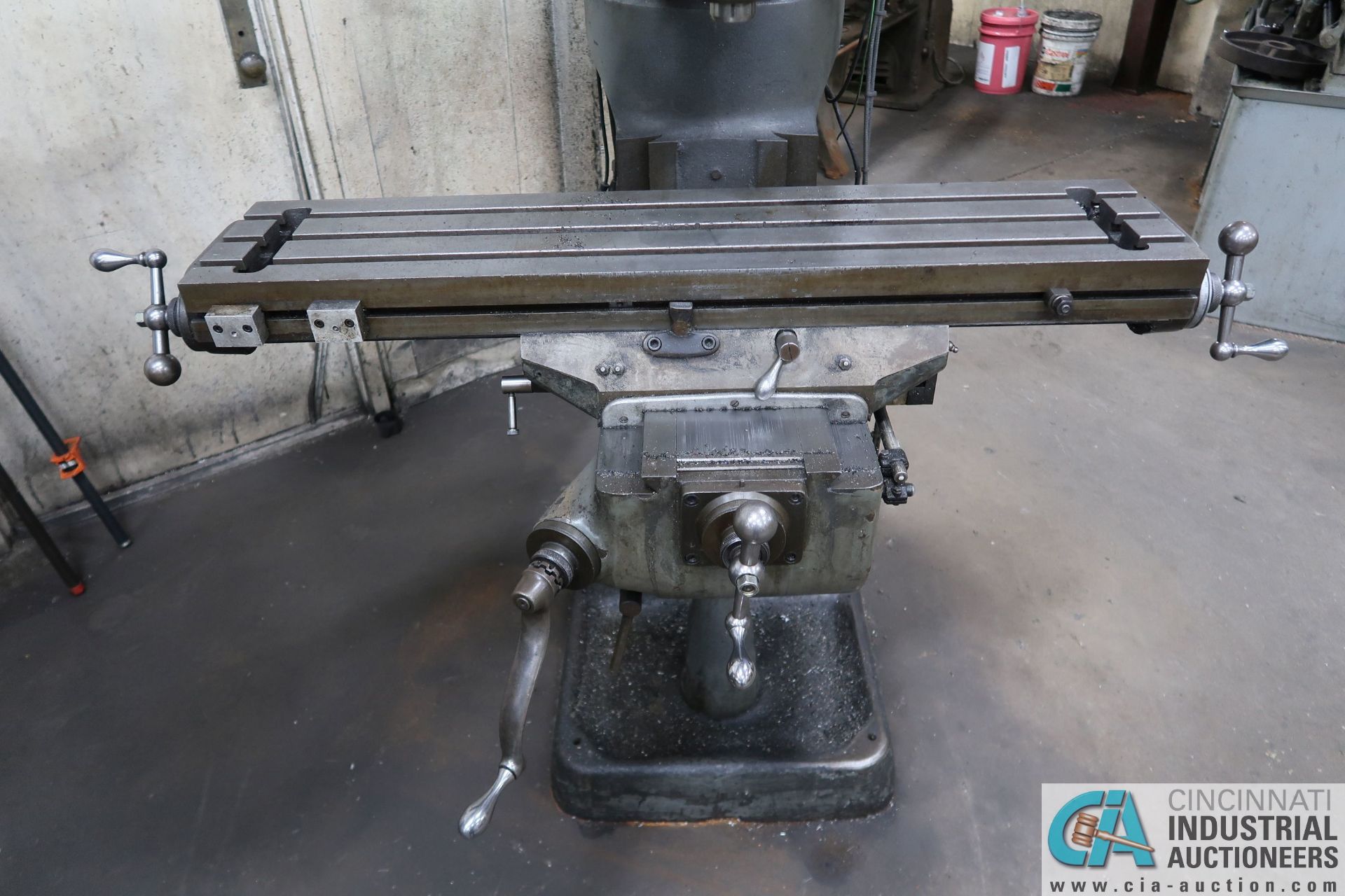 1 HP BRIDGEPORT 8-SPEED VERTICAL MILLING MACHINE; S/N 156583, 80-2,720 SPINDLE RPMS, 9" X 42" TABLE, - Image 4 of 8