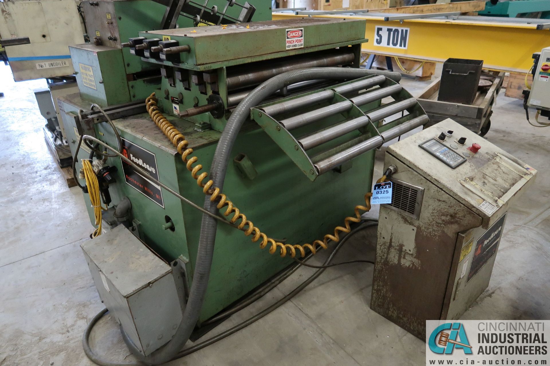 *****36" FEEDLEASE MODEL RFLX37 COMBINATION FEEDER/STRAIGHTENER - Located offsite