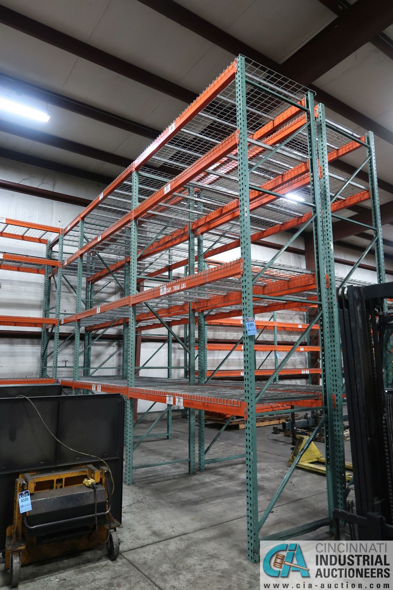 SECTIONS 96" x 42" x 180" ADJUSTABLE BEAM PALLET RACK