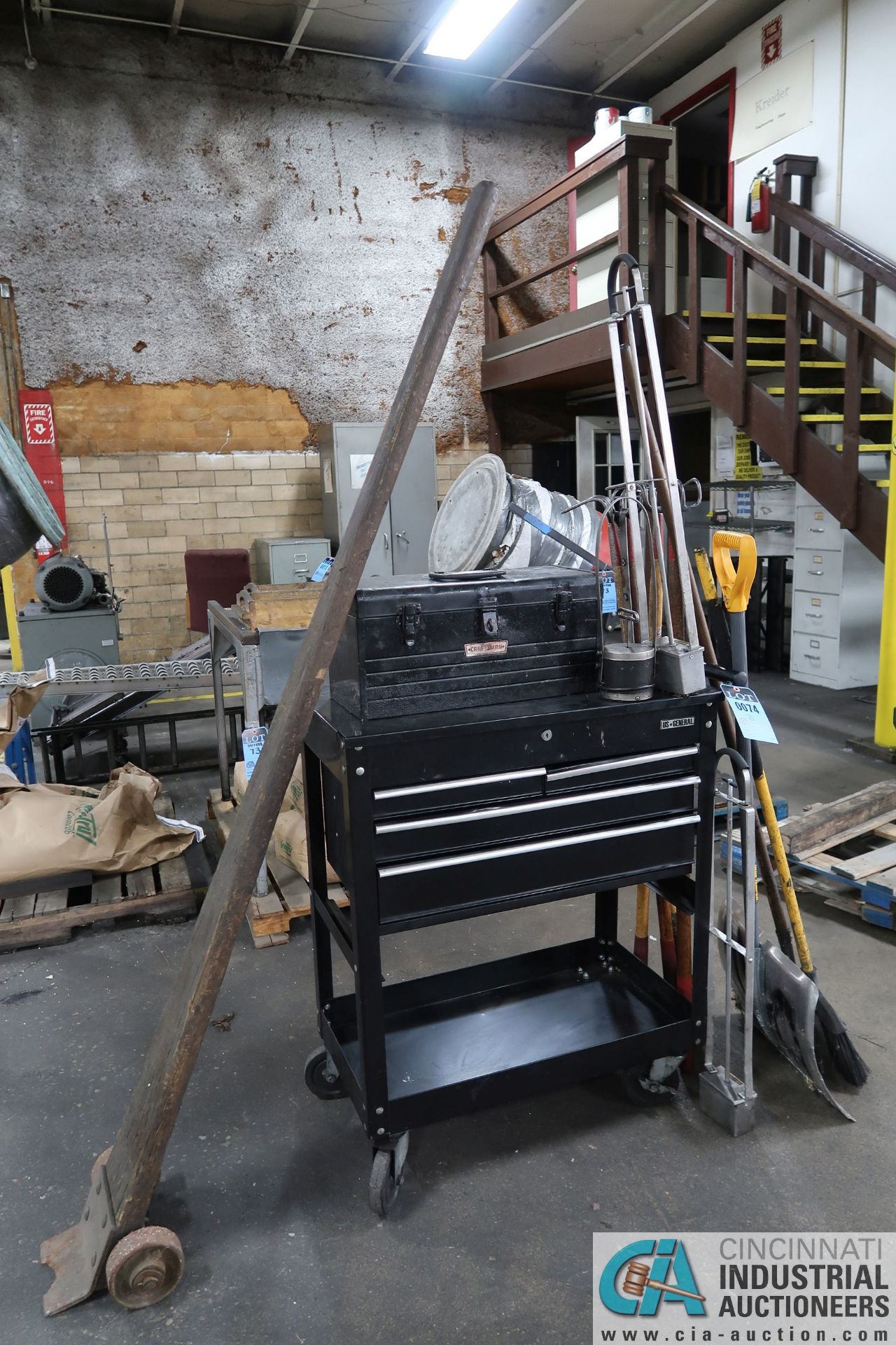 ROLLING TOOL CHEST AND LONG HANDLE TOOLS - Image 2 of 3