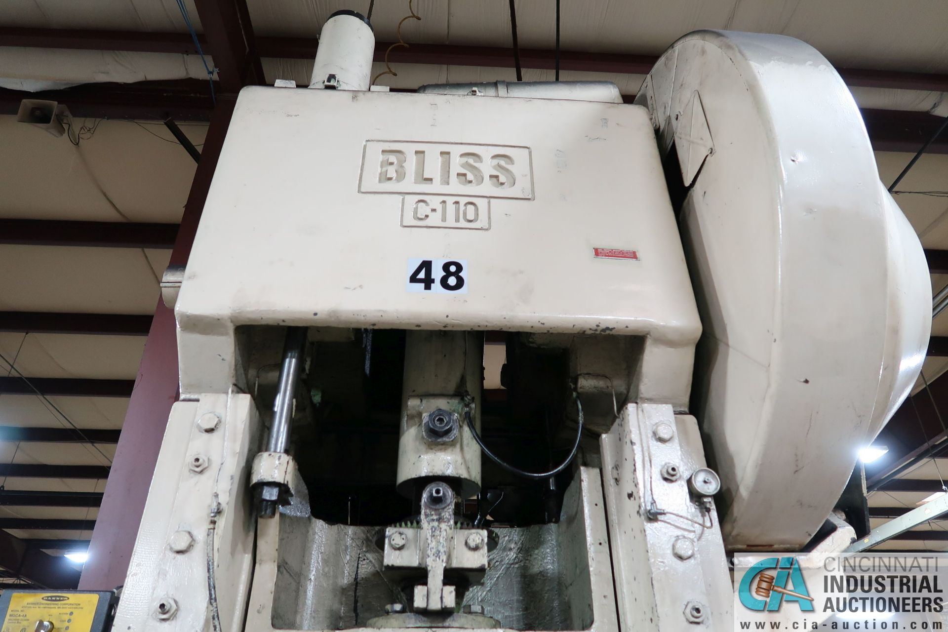 110 TON BLISS MODEL C110 OBI PRESS; S/N H62448 (NEW 1970), PEDESTAL MOUNTED CONTROLS, LIGHT - Image 9 of 13