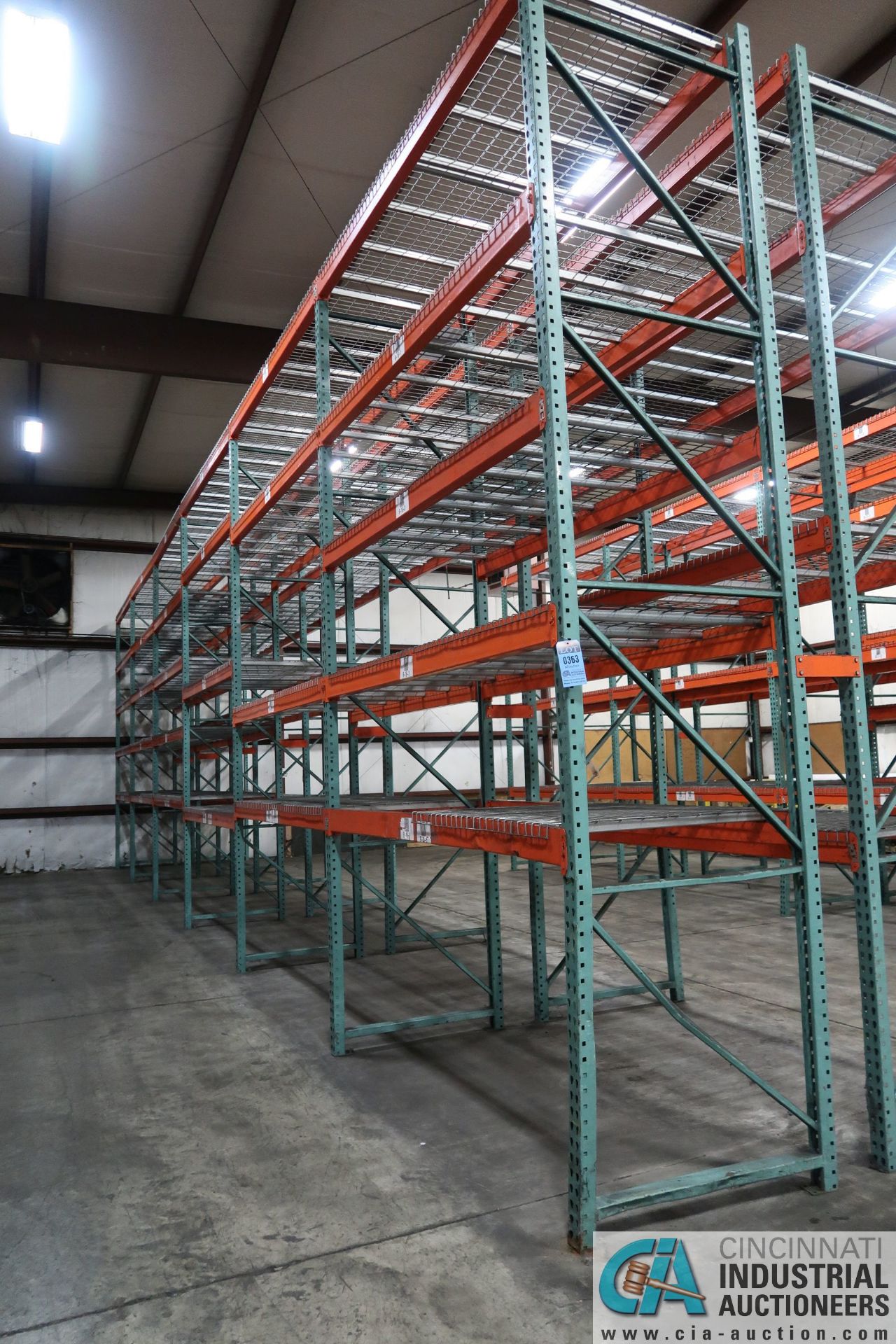 SECTIONS 96" X 42" X 180" ADJUSTABLE BEAM PALLET RACK