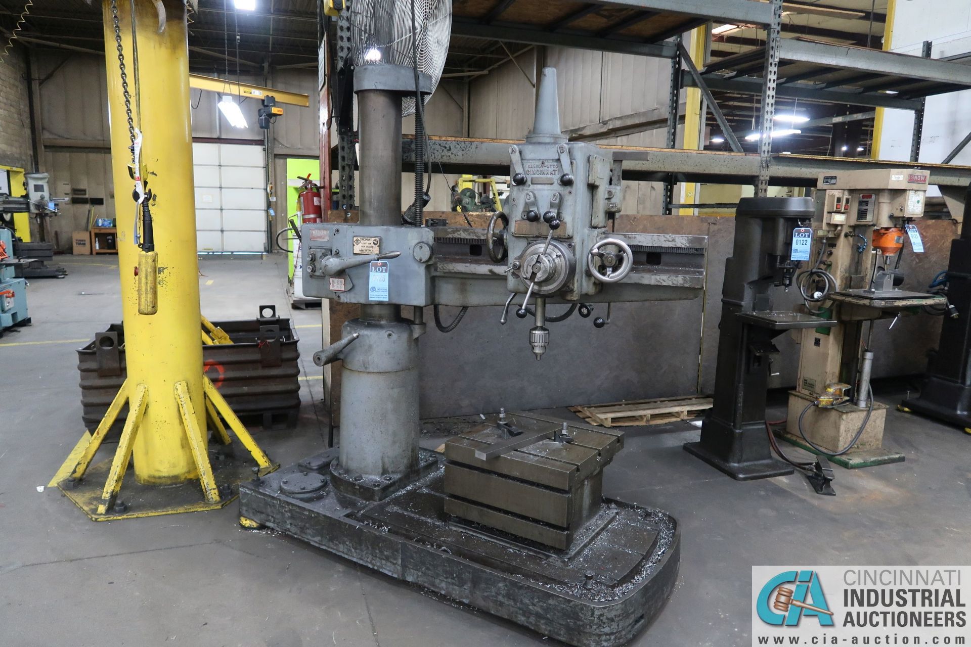 3' ARM X 7" COLUMN CINCINNATI LATHE AND TOOL RADIAL ARM DIRLL; S/N 3LA1A1Z-97, 52-1505 SPINDLE RPMS,