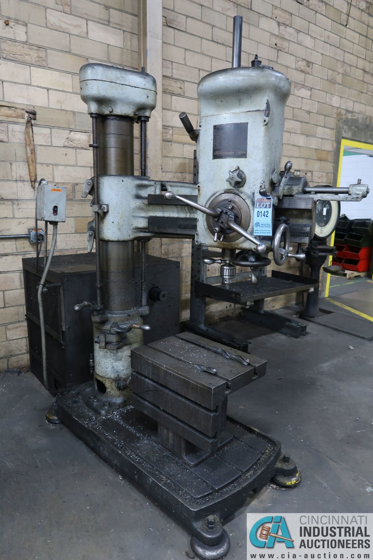 3' ARM X 7" COLUMN AMERICAN TOOL WORKS RADIAL ARM DRILL; S/N 53532, 16" X 22" X 19" T-SLOTTED - Image 8 of 10