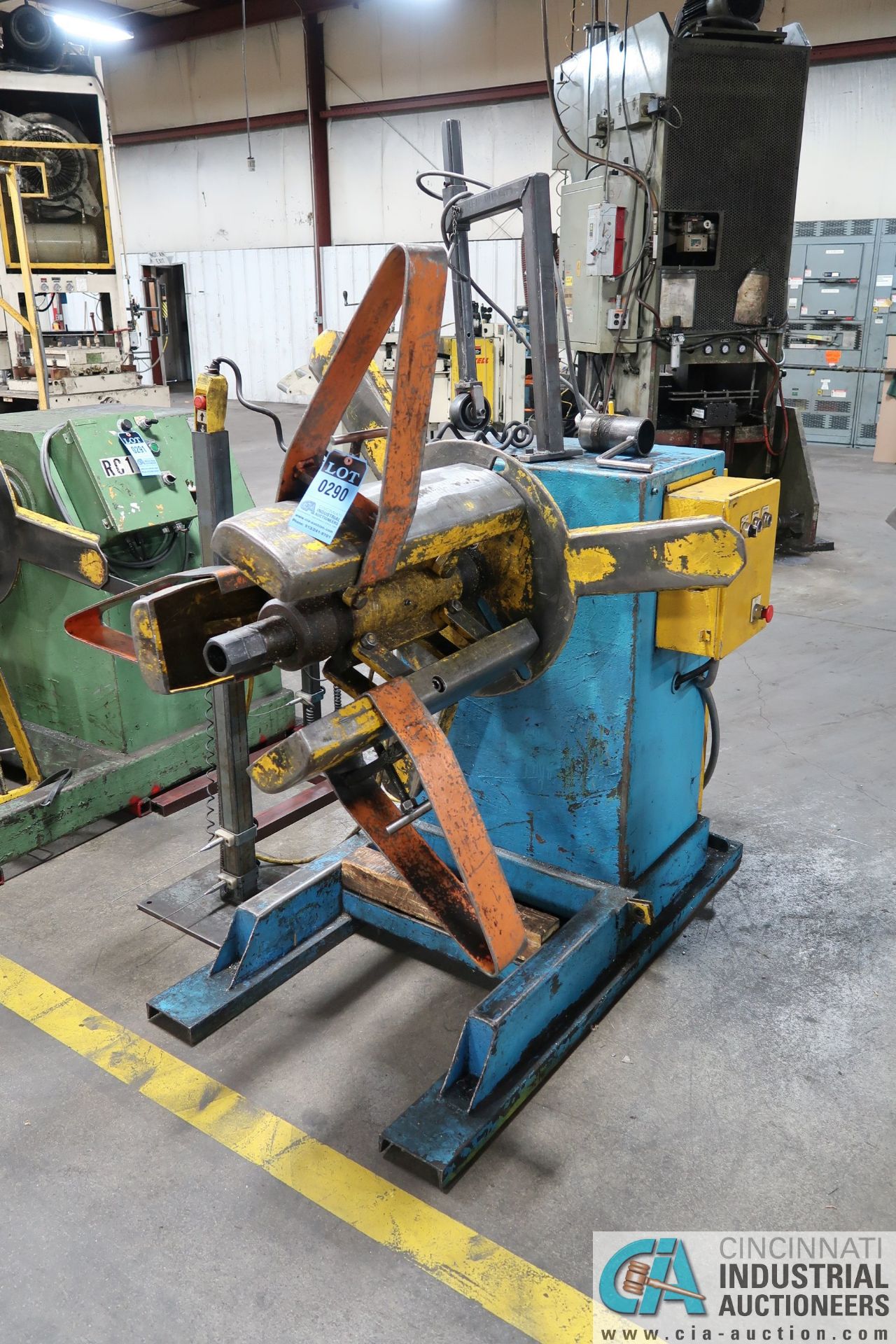 4,000 LB. CAPACITY AMERICAN STEEL LINE MODEL 60 EXPANDING MANDREL UNCOILER; S/N 7064 (NEW 2-1984),