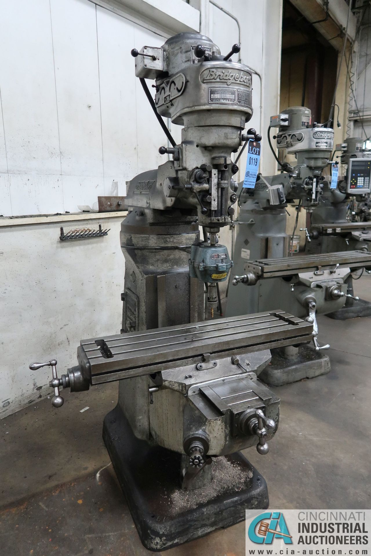 1 HP BRIDGEPORT 8-SPEED VERTICAL MILLING MACHINE; S/N 75111, 80-2,720 SPINDLE RPMS, 9" X 36" TABLE