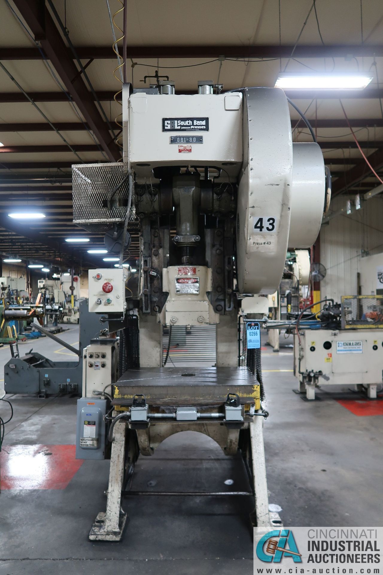 80 TON SOUTH BEND MODEL 80-FW-AC OBI PRESS; S/N 79007, 4" STROKE, 15.5" SHUT HEIGHT, 3.5" SLIDE - Image 3 of 16