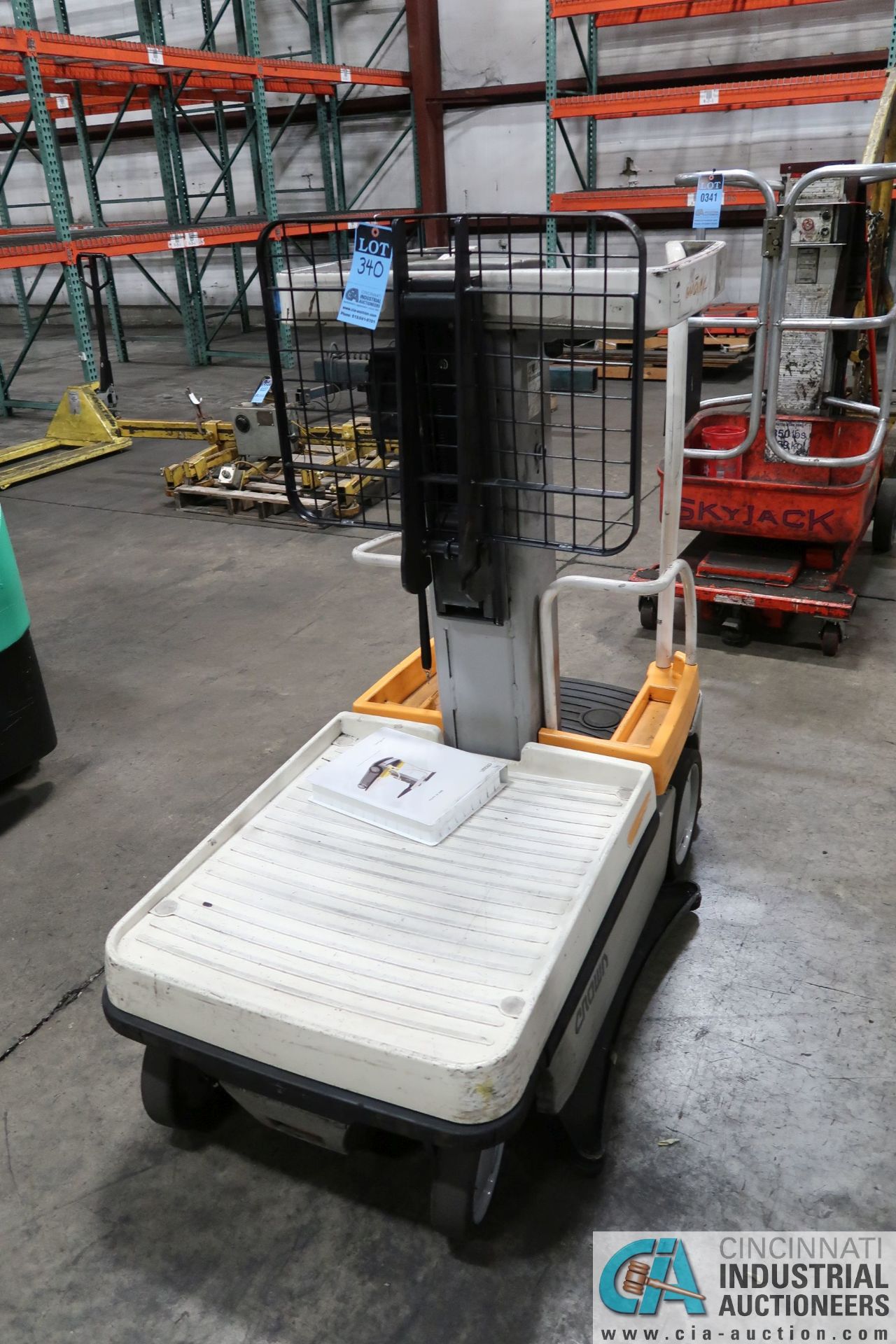 300 LB. CAPACITY CROWN MODEL WAV50-118 24 VOLT WORK ASSIST VECHILE; S/N 9A167756, 118" PLATFORM - Image 2 of 7