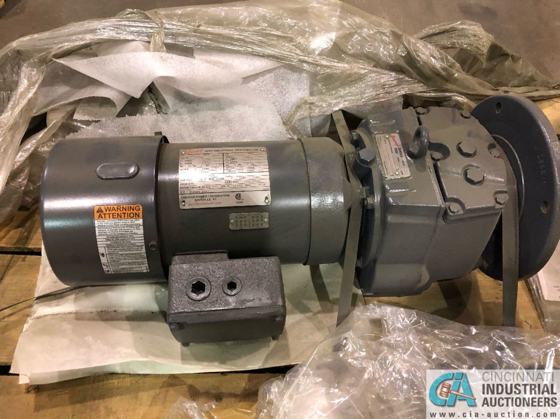 2-HP BROWNING MOTOR WITH BROWNING SERIES 3000 GEAR REDUCER