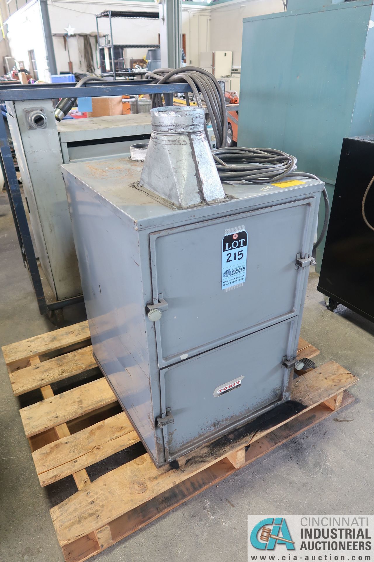 TORIT MODEL 64 COMPACT SELF-CONTAINED DUST COLLECTOR; S/N G-5920, 230-VOLTS, 3-PHASE ***LOCATED AT