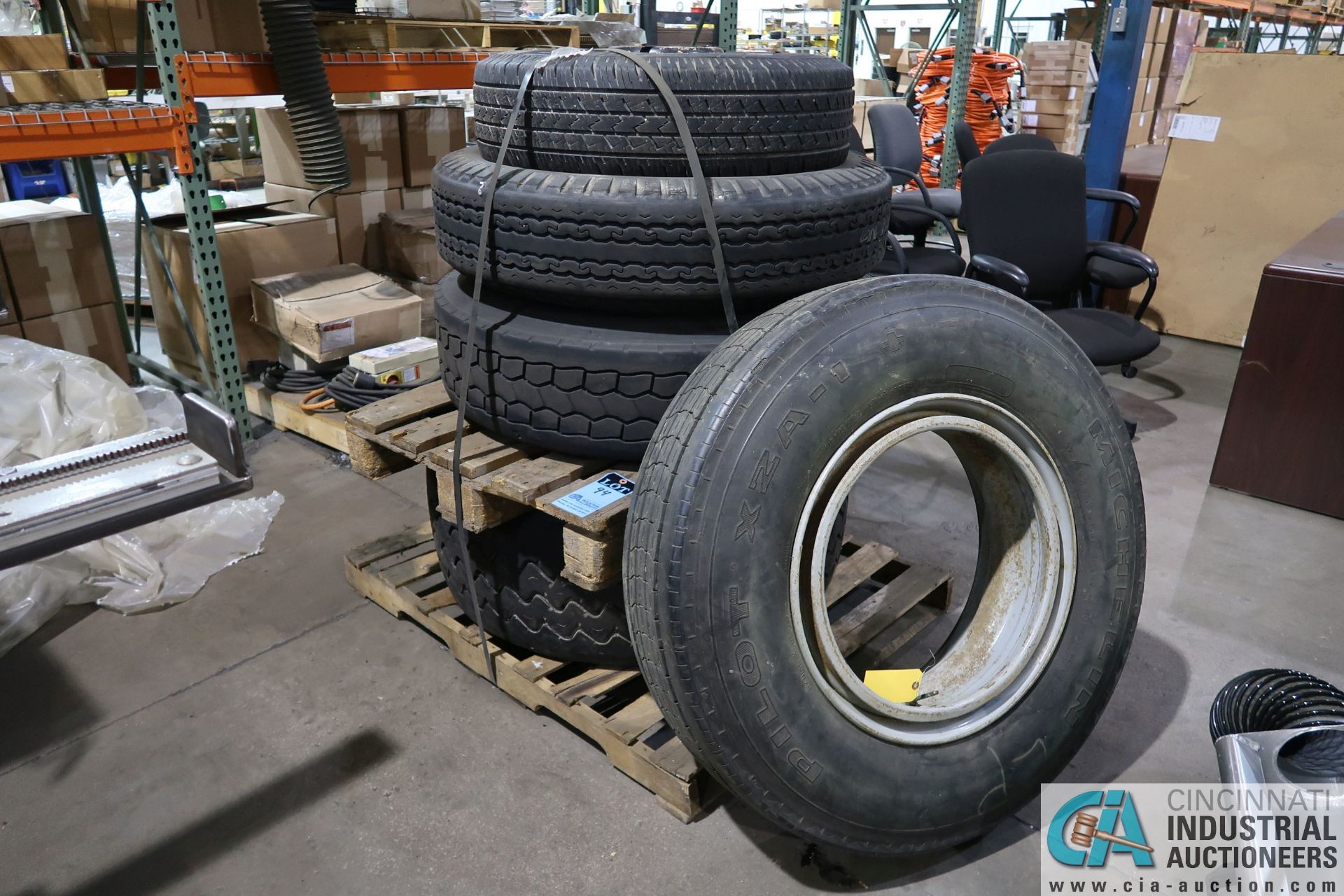 (LOT) MISCELLANEOUS SIZE TRUCK TIRES WITH RIMS **LOCATED AT 4119 BINION WAY, LEBANON, OH 45036** - Image 2 of 2