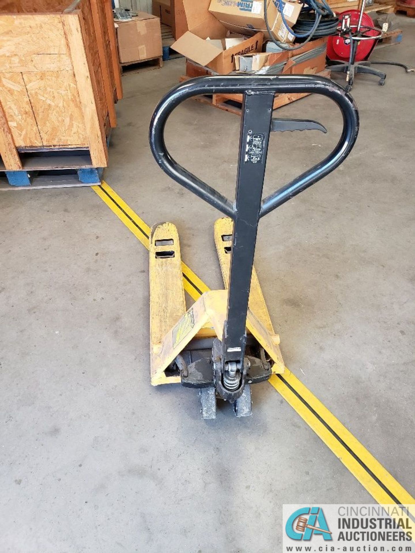 UNLINE PALLET JACK MODEL H-1366, 36" X 21", 5,500 LB. CAPACITY