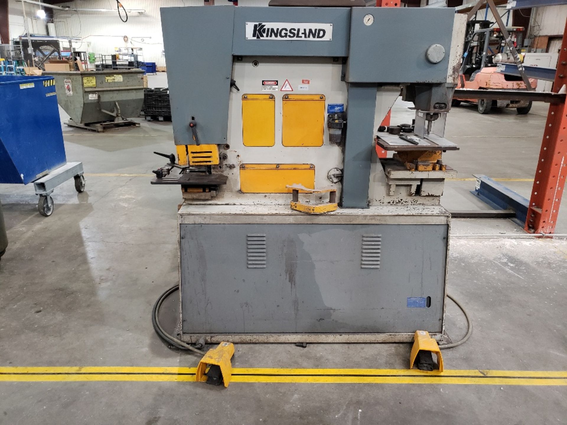 60 Ton Kingsland Multi-60 Hydraulic Ironworker **Loading Fee Due the "ERRA" DFW Movers, $250.00** - Image 3 of 16