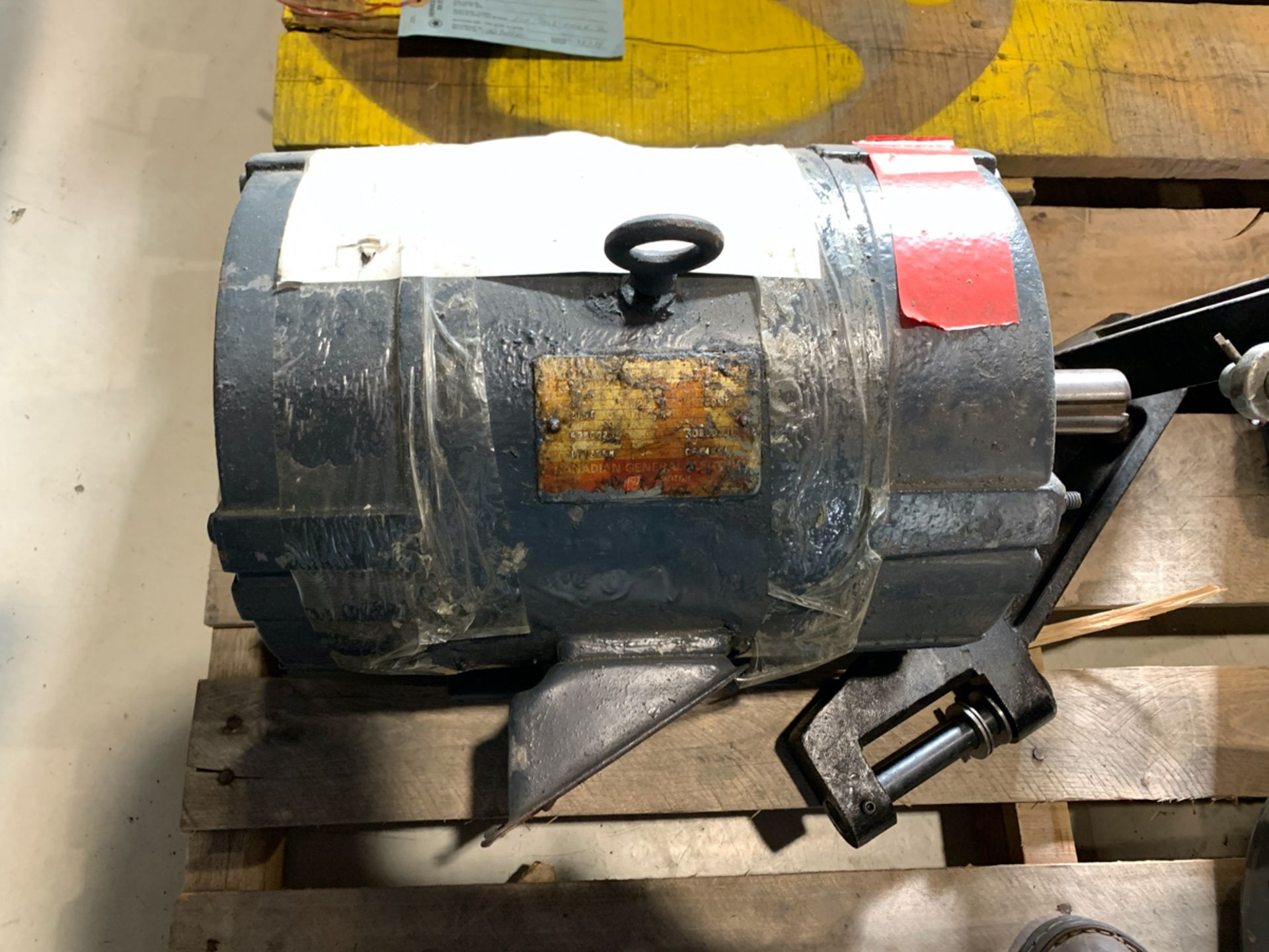 GENERAL ELECTRIC 10 HP MOTOR, 575 VOLTS