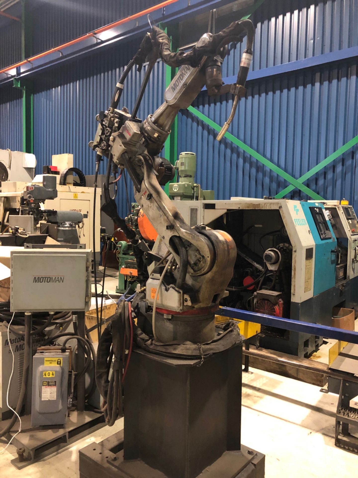 MOTOMAN ROBOT- WELDER MOD. YR-UP6-A02, 350 AMPS, S/N: S9M331-1-13 - Bild 8 aus 8