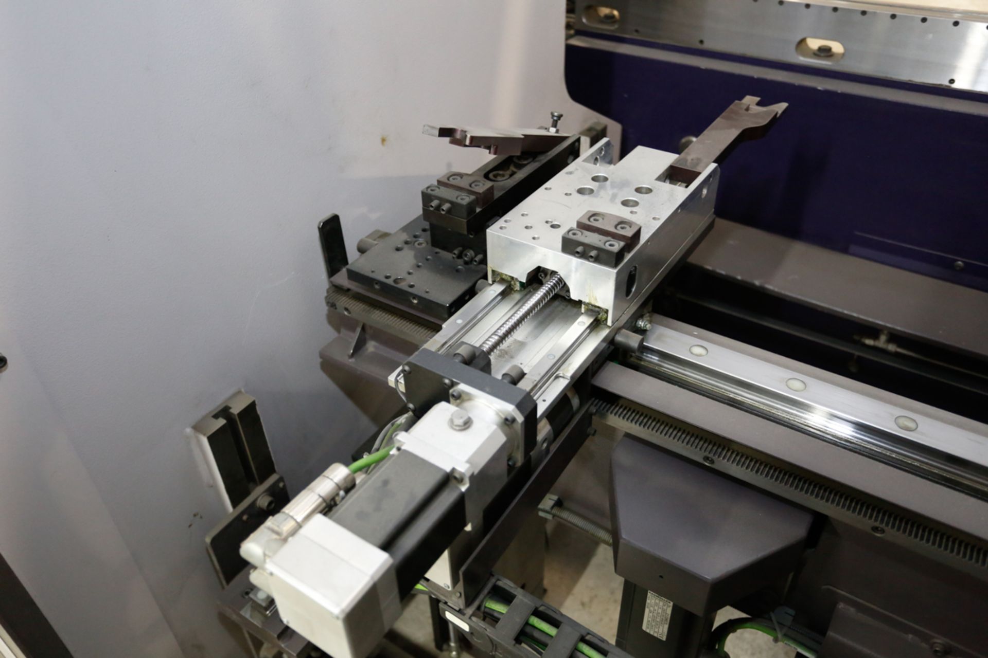 (2012) BYSTRONIC CNC PRESS BRAKE MOD. XPERT 200X4100, 6 AXIS, 200 TON X 161” (4100 MM), S/N : - Image 13 of 35