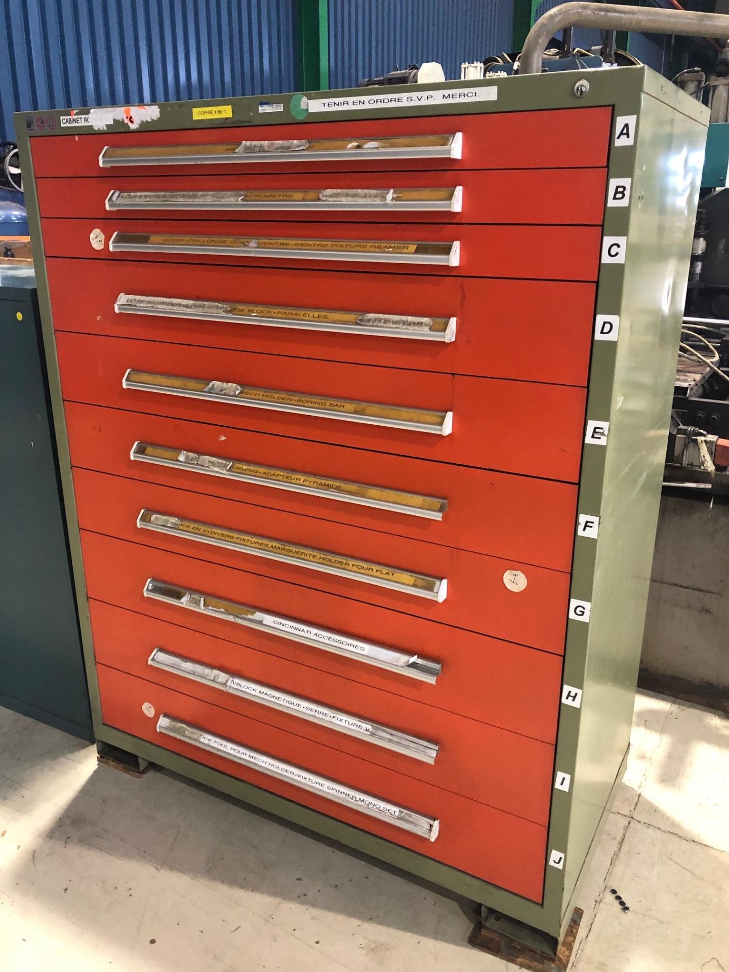 TOOL CABINET, 48" X 24" X 61", 10 DRAWERS