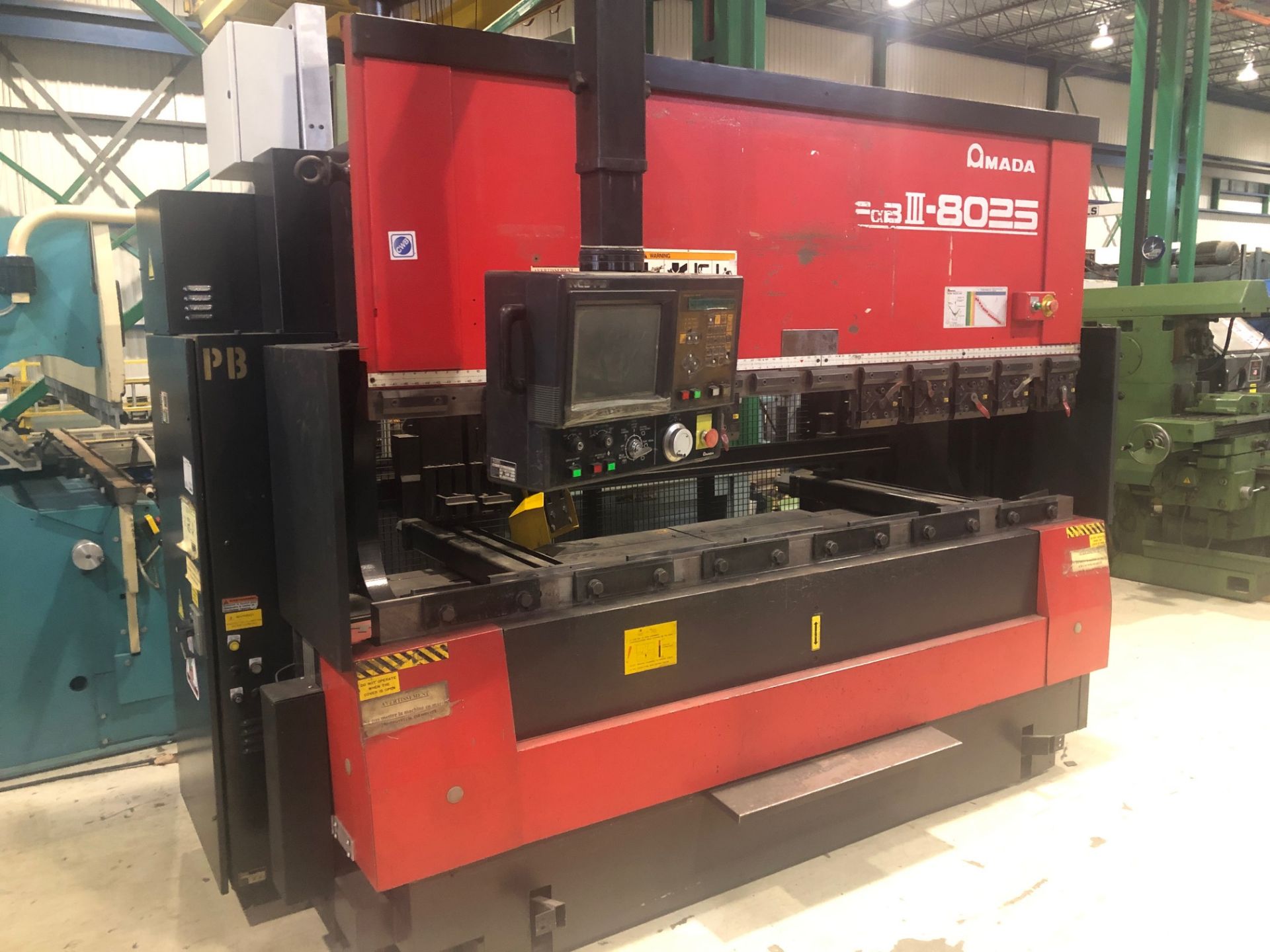 AMADA 7 AXIS CNC PRESSBRAKE MOD. FBD-8025FS, 8' X 80 TONS, S/N: 80250505 (2000) - Image 4 of 5