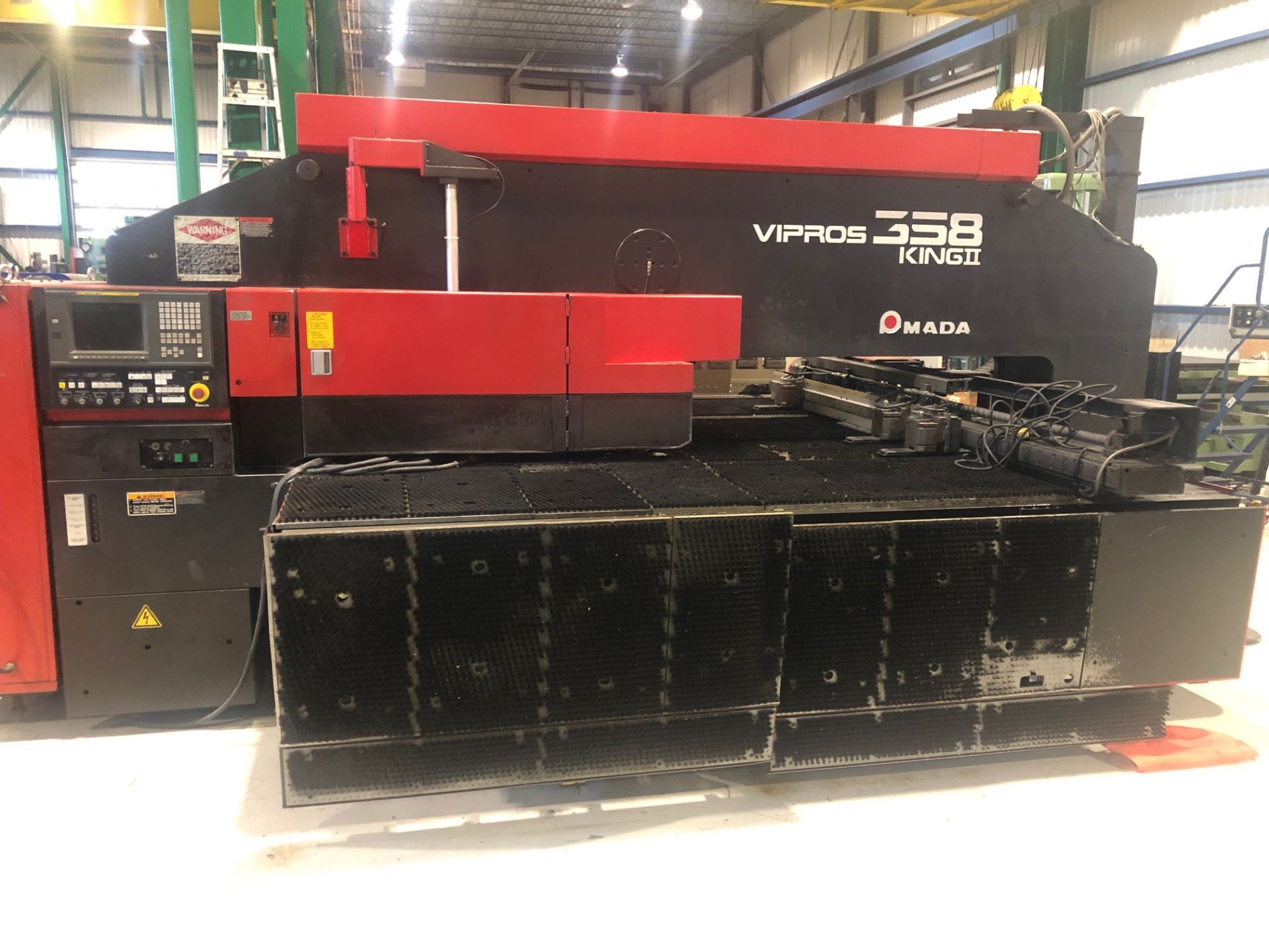 AMADA CNCPUNCH MOD. VIPROS 358 KING II, 30 TONS 58 STATION , S/N: 35840257 (2000) - Image 7 of 7