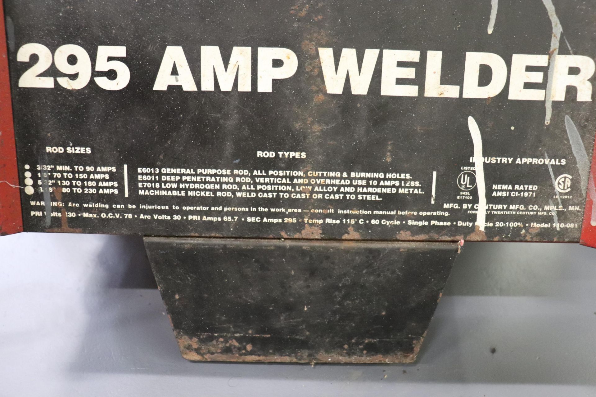 Lincoln Electric 295 amp welder - Image 5 of 5