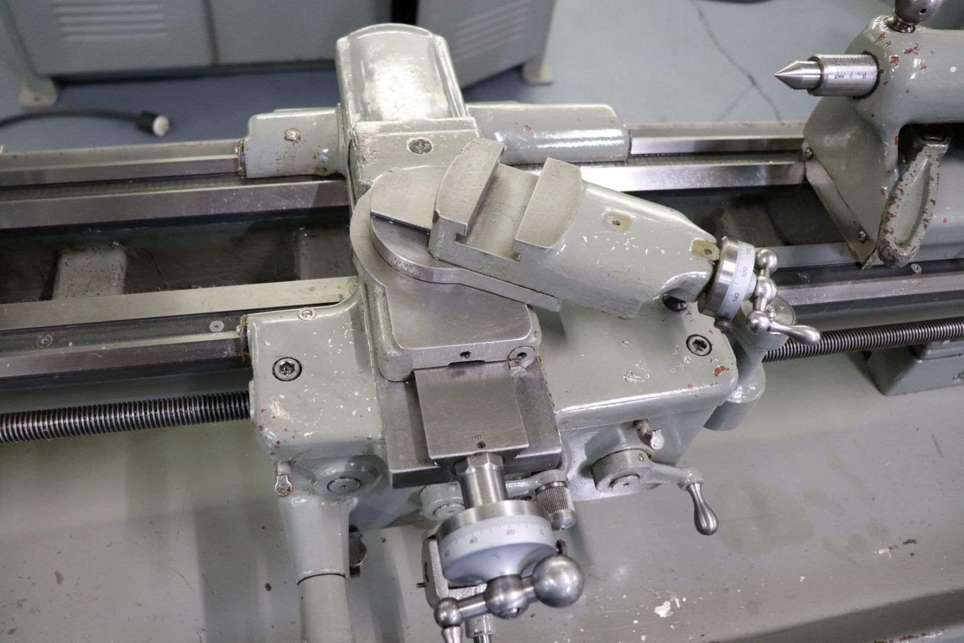 South Bend Lathe Heavy 10, late model USA made w/ VFD & IN/MM threading - Image 9 of 21