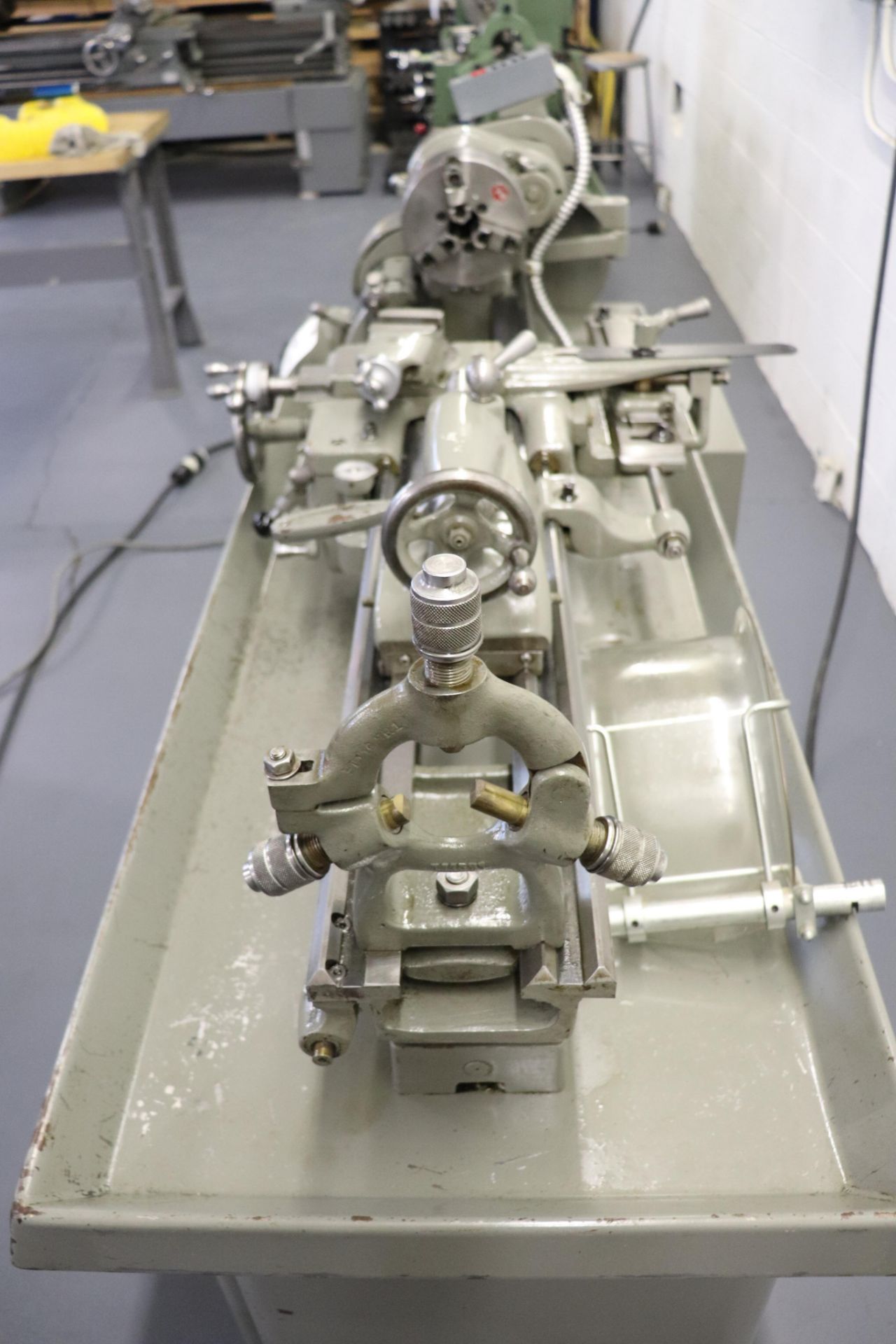 South Bend Lathe Heavy 10, late model USA made w/ VFD & IN/MM threading - Image 10 of 14