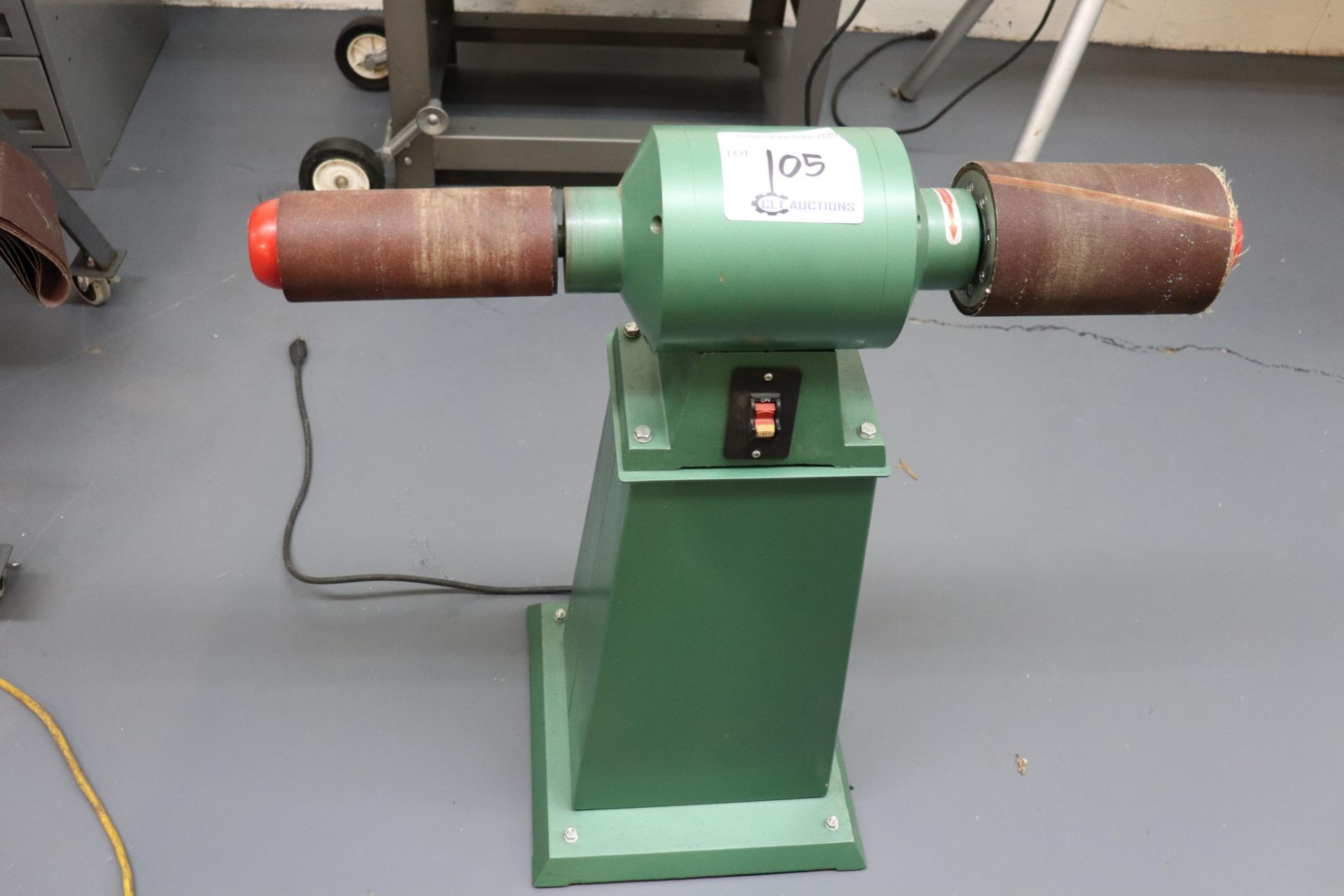 Pneumatic drum sander