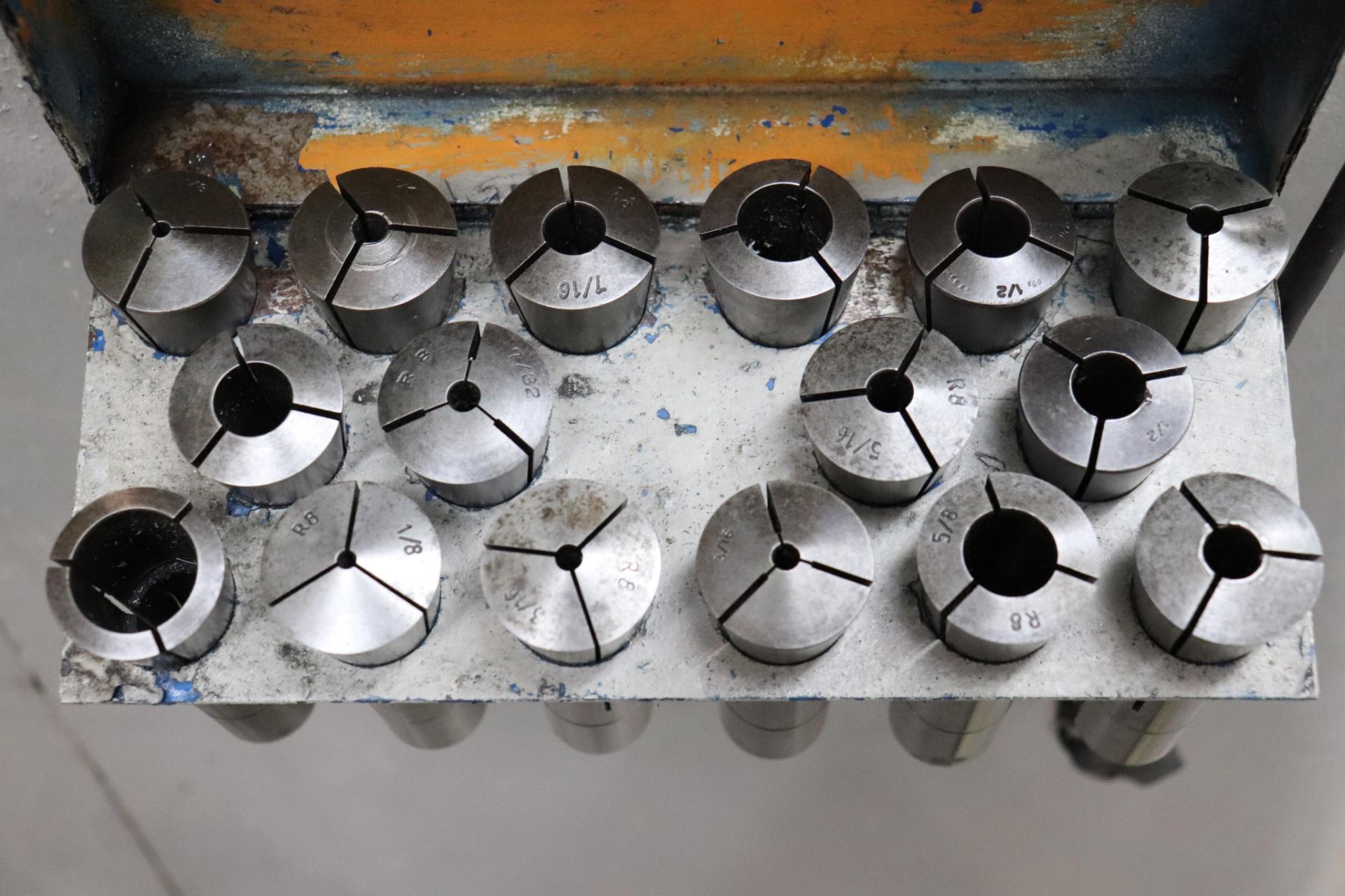 Bridgeport J-Head milling machine w/ Kurt Vise - Image 9 of 9