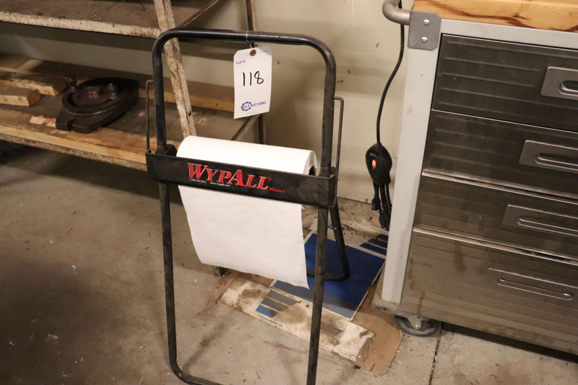 Wypall paper rack