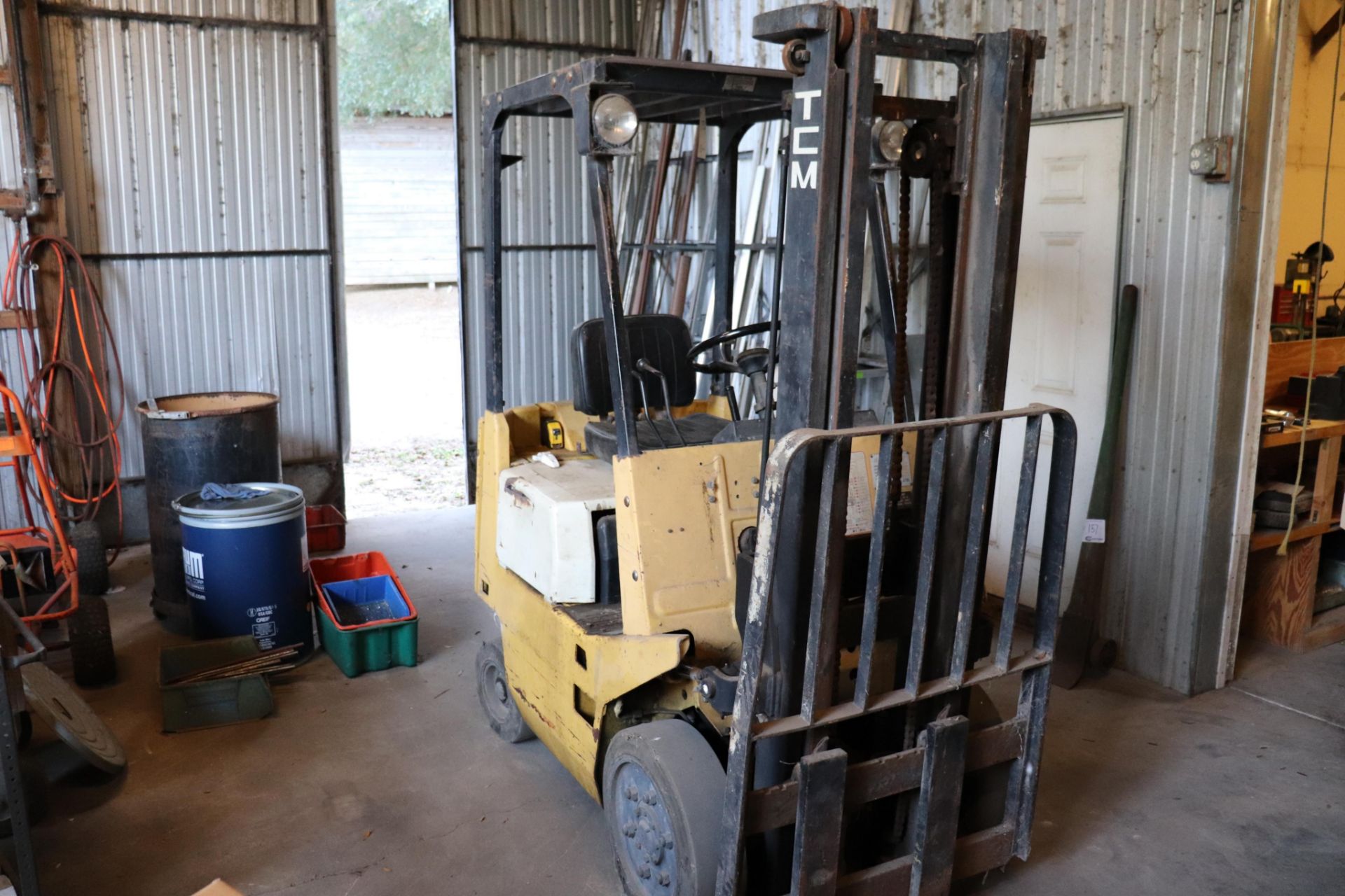 TCM FCG10N7 2000 lbs. Gasoline forklift