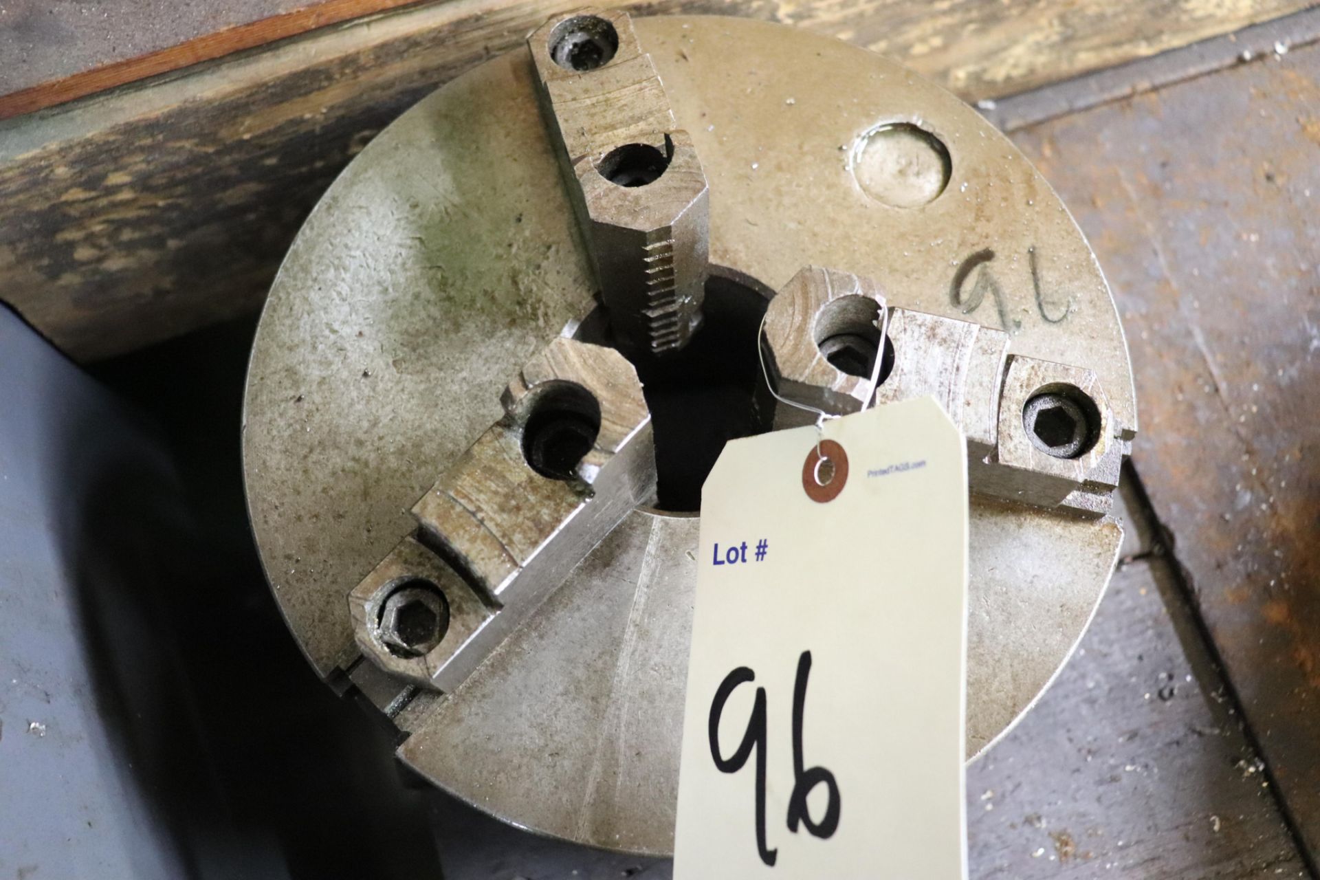 9.75" 3 jaw chuck - Image 2 of 3