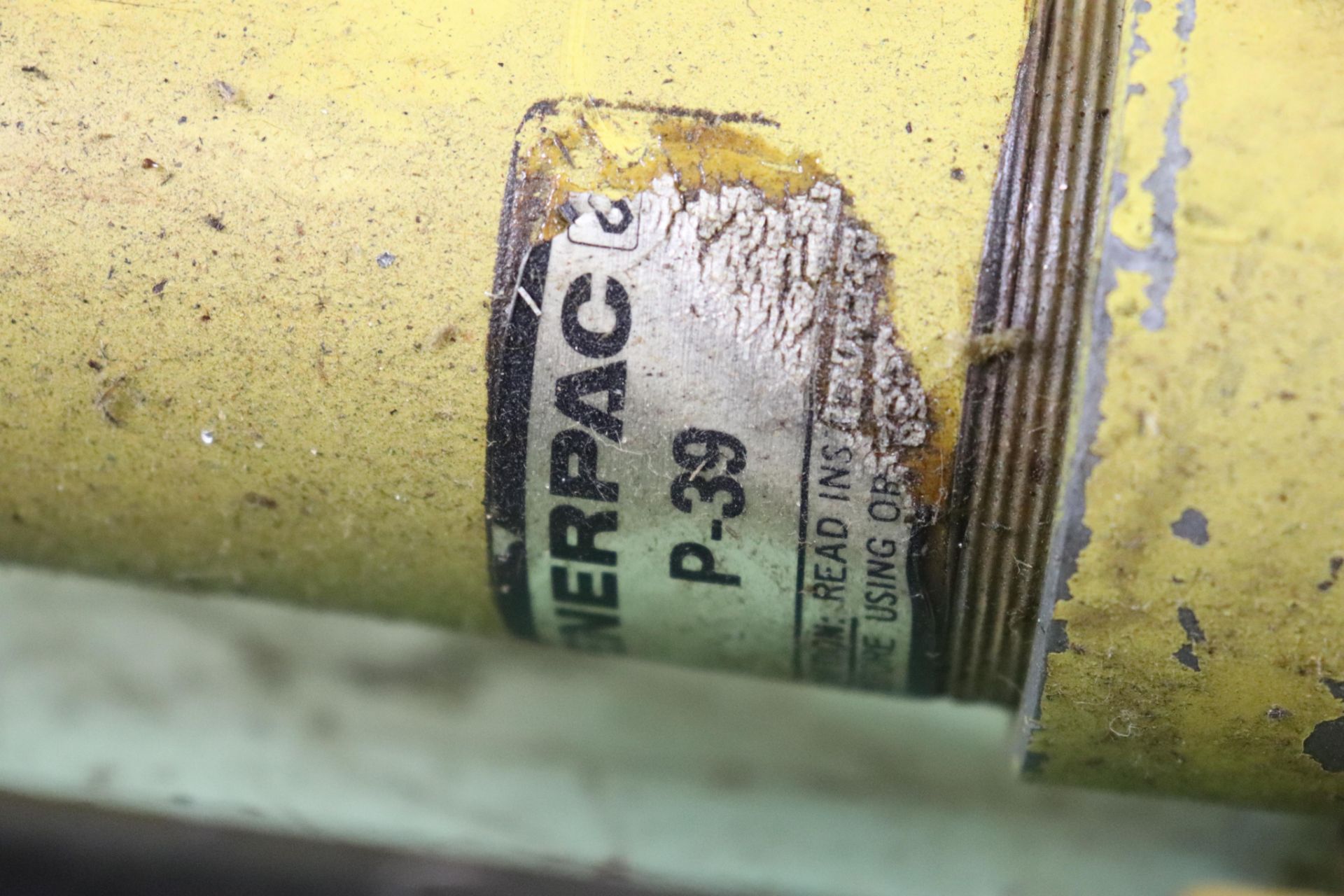 Enerpac P-39 hydraulic pump - Image 2 of 2