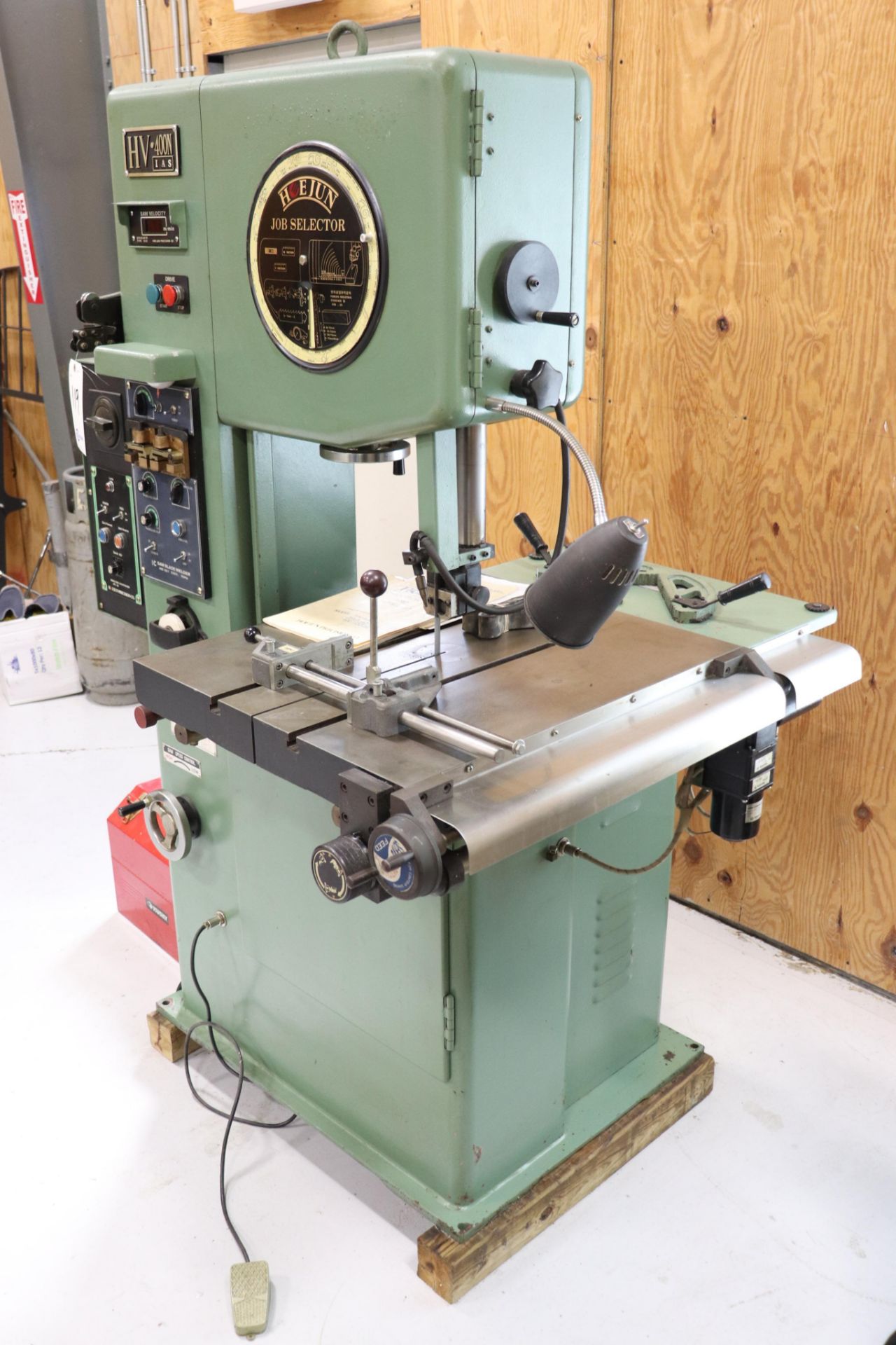 HoeJun HVA-400N 16" vertical band saw - Image 2 of 8