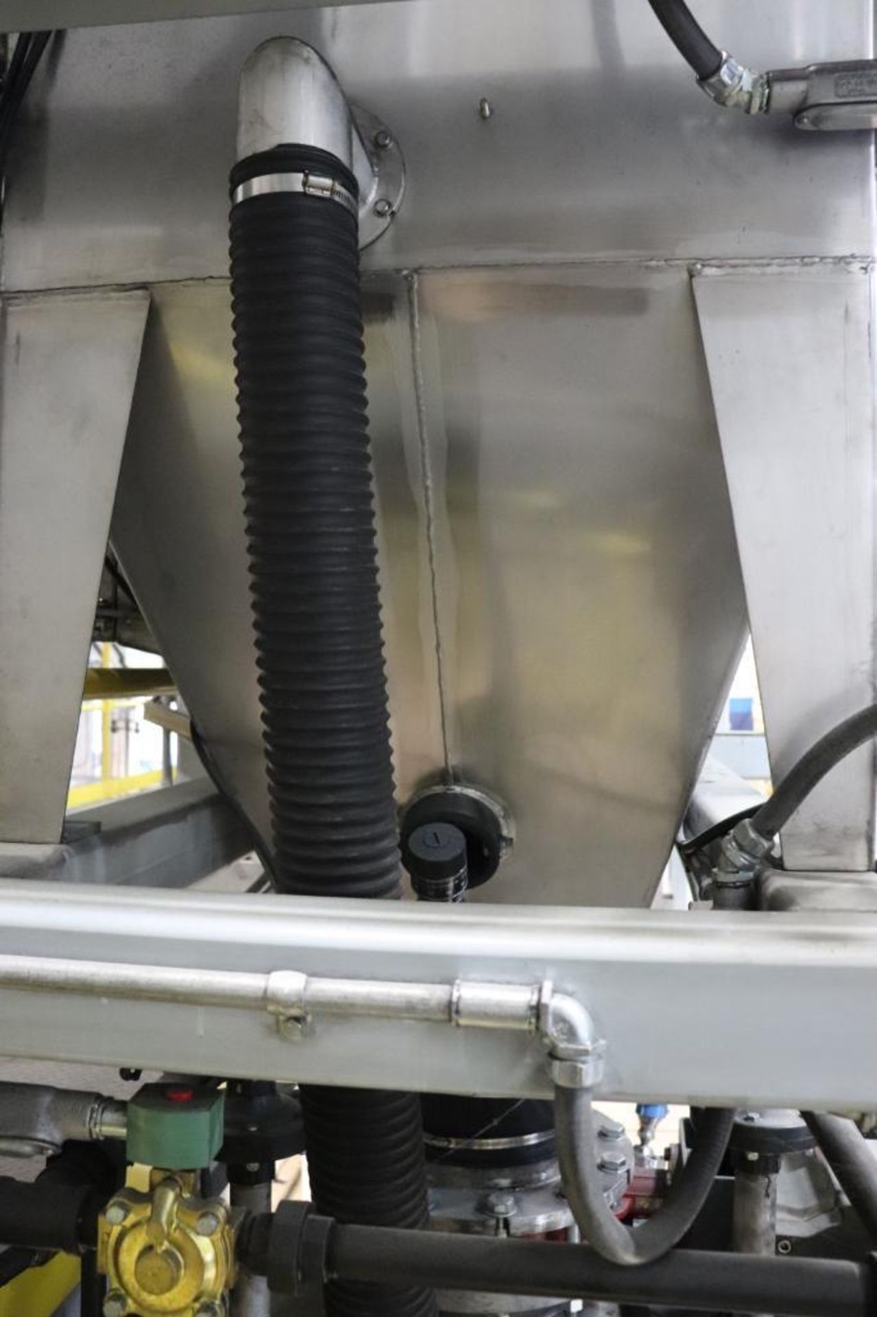 Dynamic Air BulkBuster Bulk Bag Unloader - Image 17 of 41