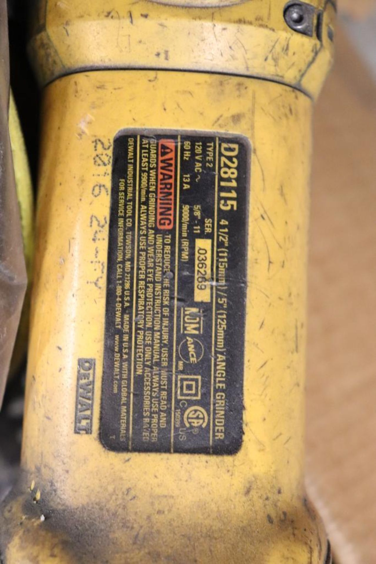 DeWalt D28115 Angle grinder - Image 3 of 4