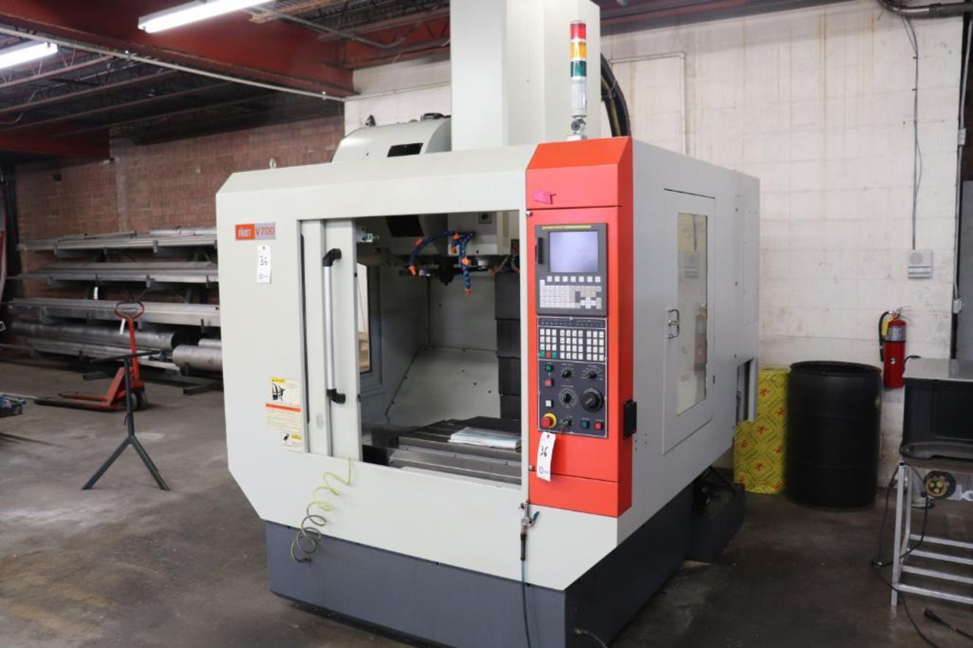 First model V700 vertical machining center 2012