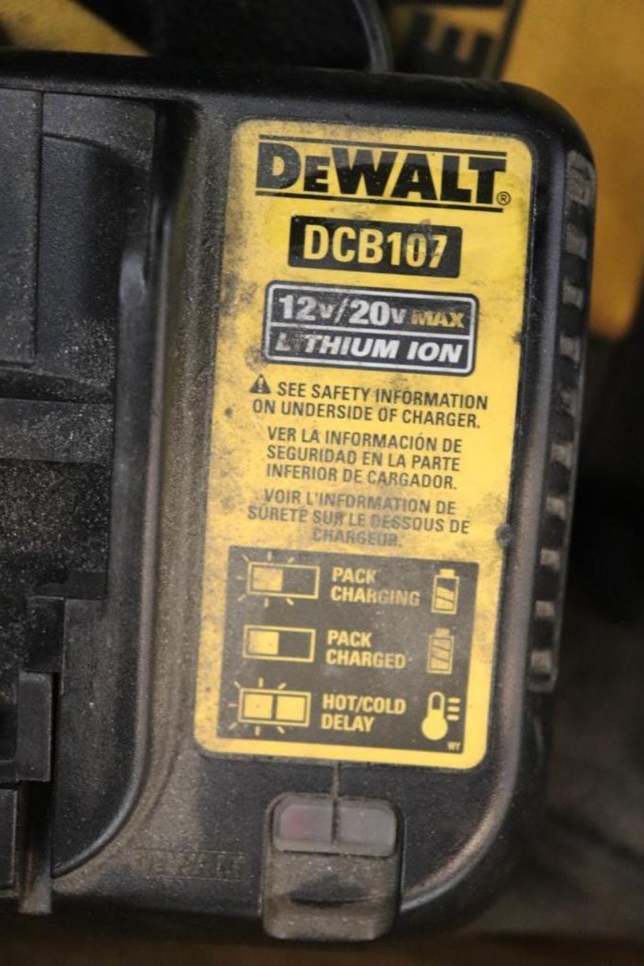 DeWalt 20v drill & impact driver - Image 5 of 5