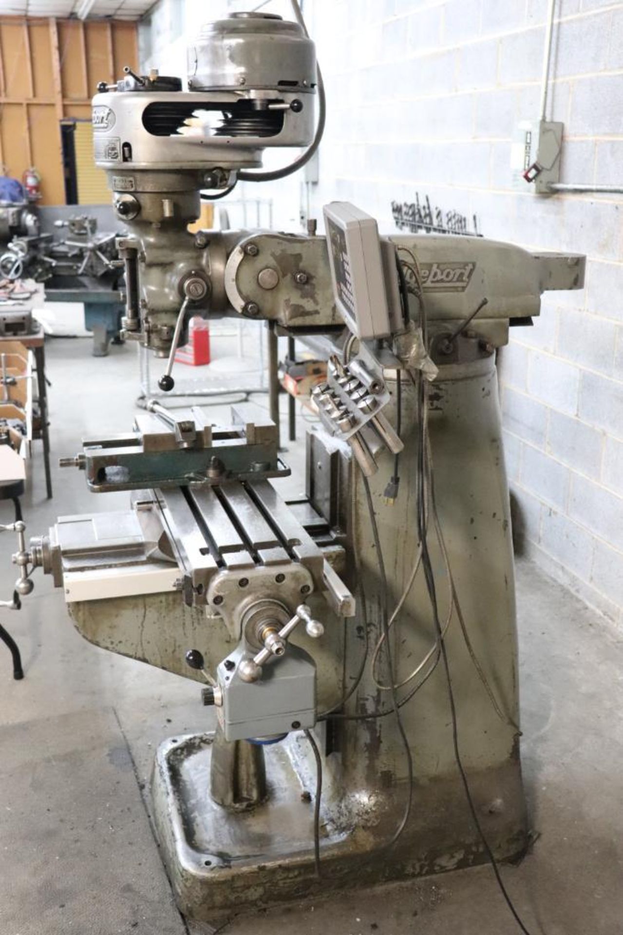 Bridgeport J head milling machine w/ DRO - Image 4 of 17