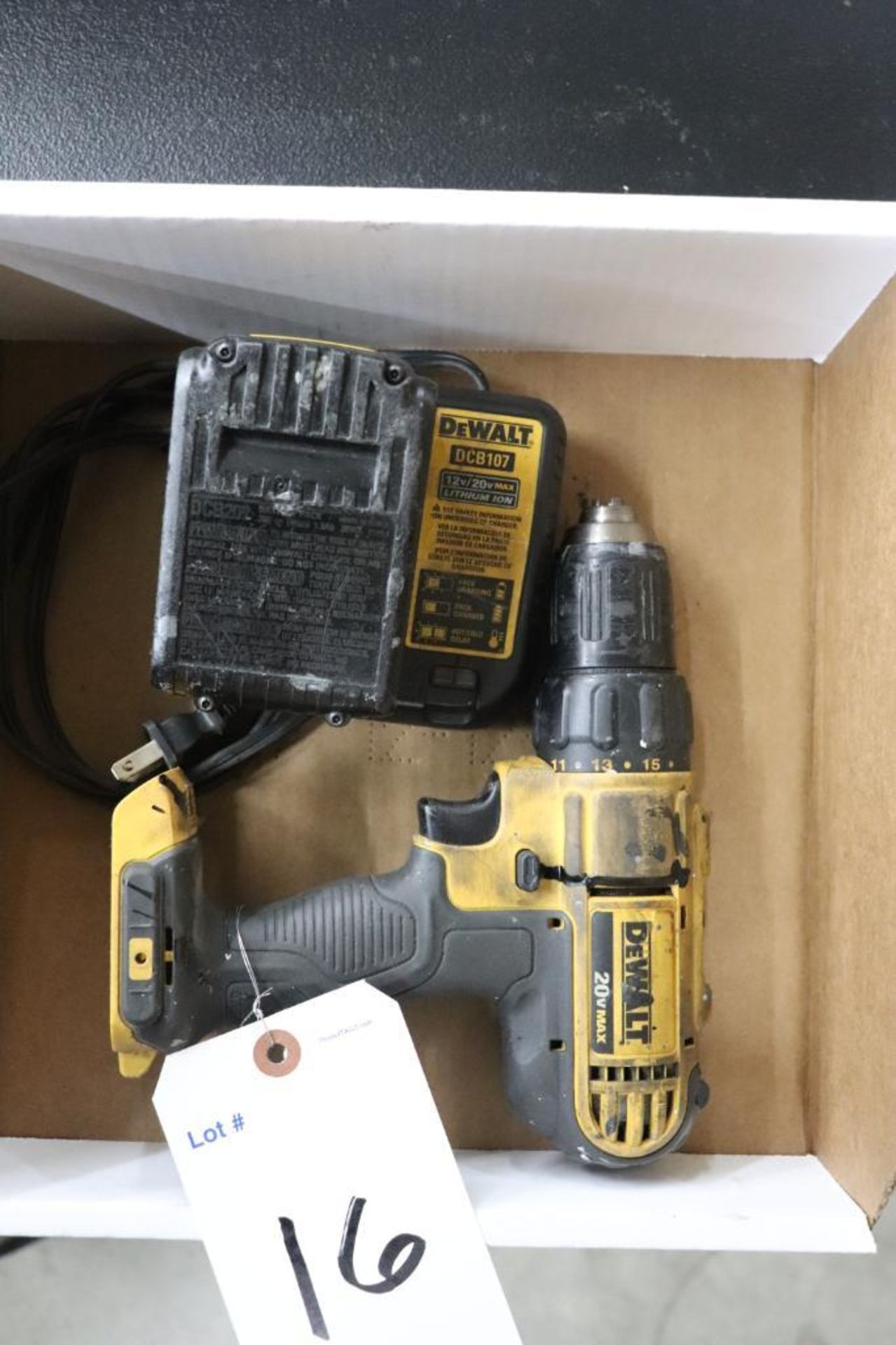 DeWalt 20v cordless drill - Image 2 of 4