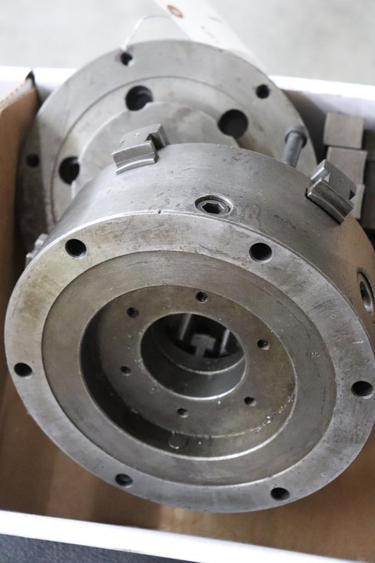 8" 6 jaw chuck - Image 4 of 4